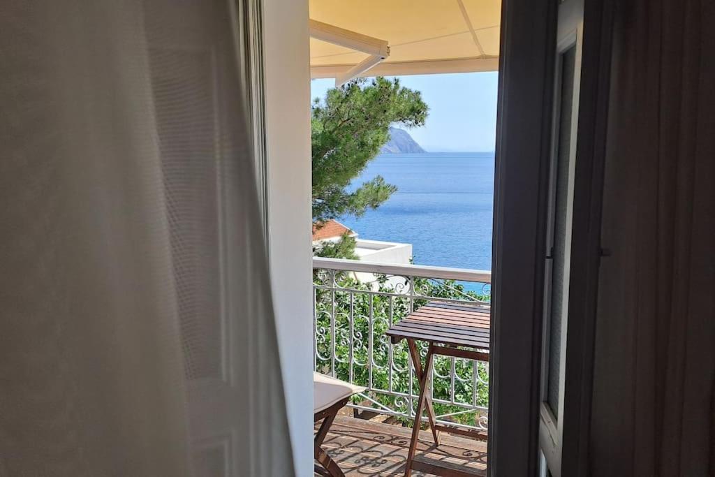 Villa Kochili. view 3