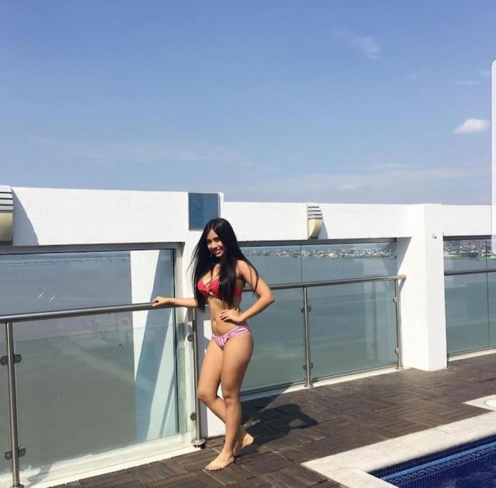 Ecusuites Ejecutiva Mini view río guayas Aeropuerto