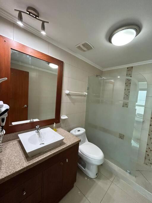 Ecusuites Ejecutiva Mini view río guayas Aeropuerto