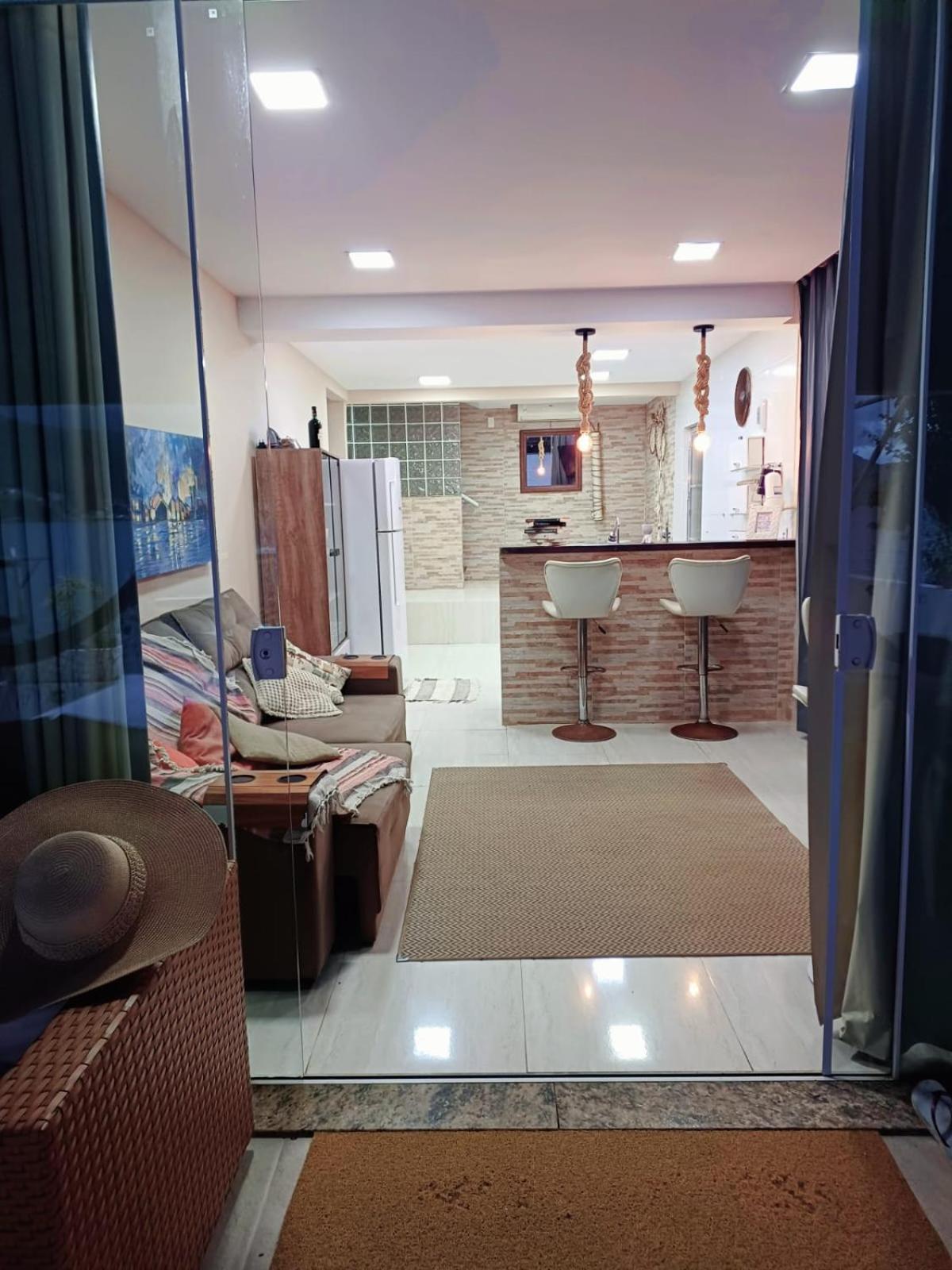 Casa na Ilha Jardim pé na areia
