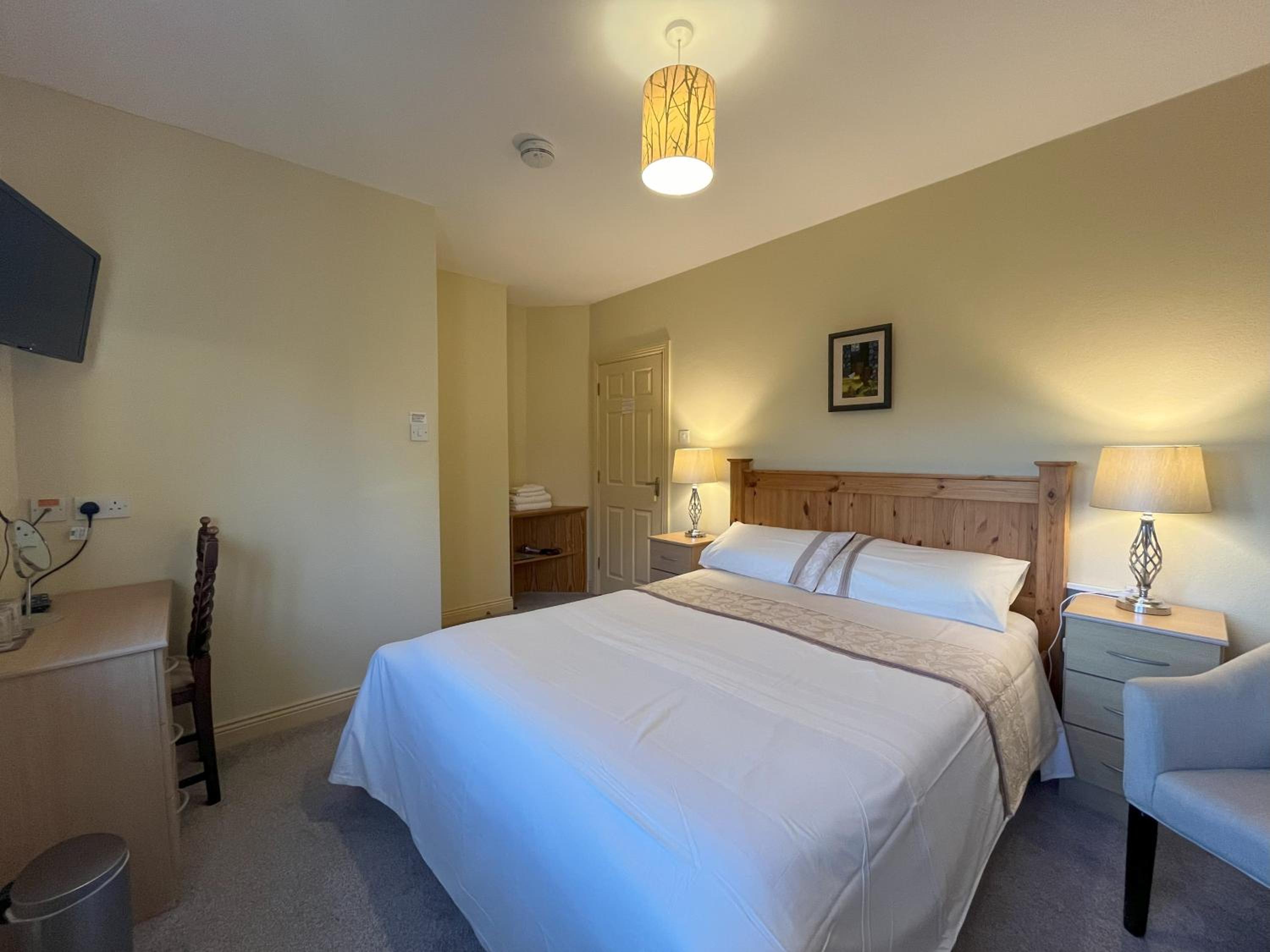 PK Lodge Bed and breakfast