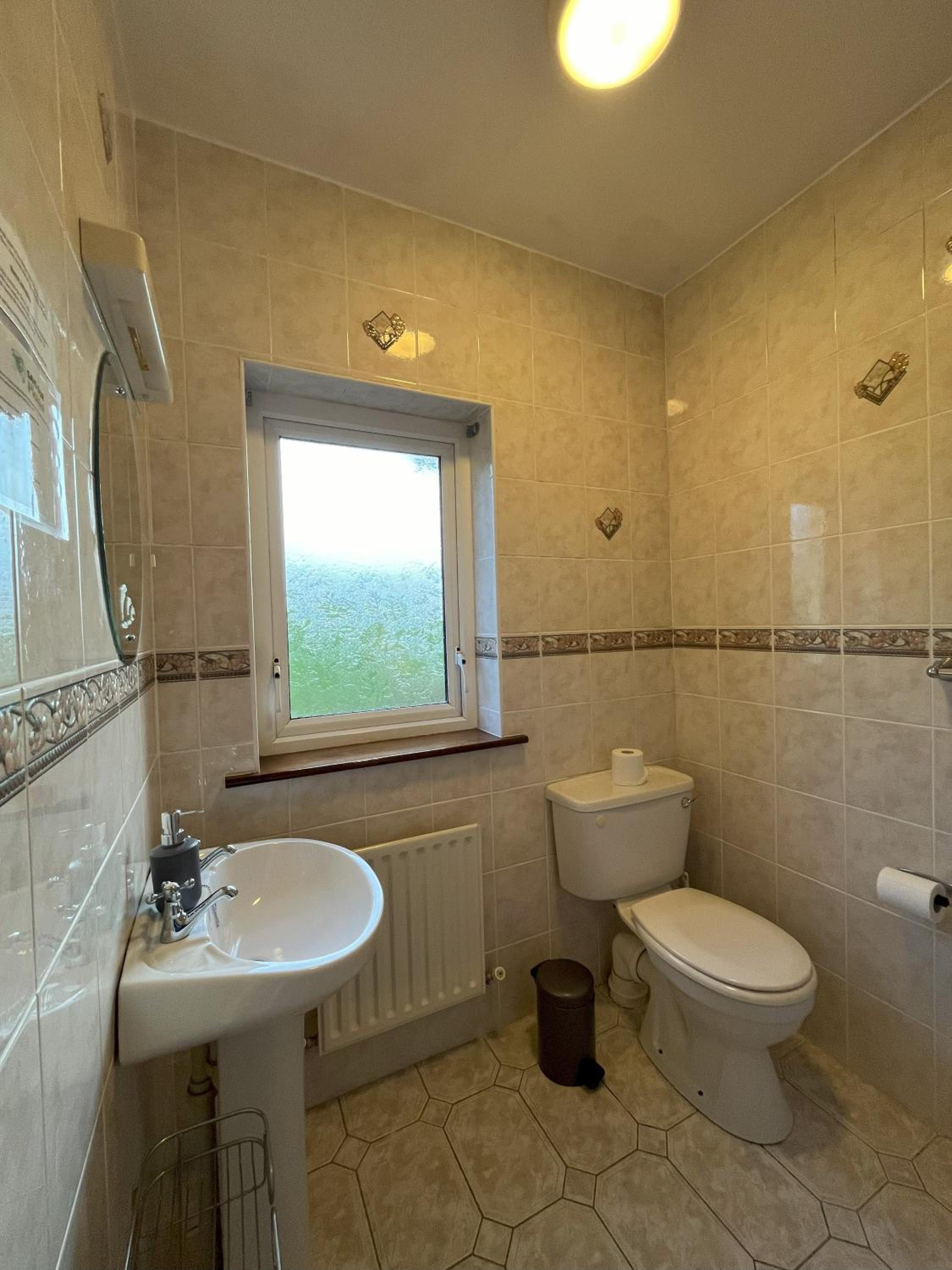 PK Lodge Bed and breakfast