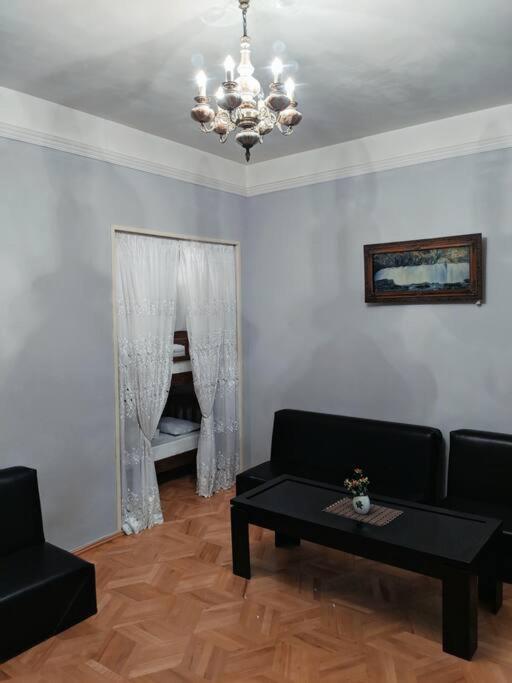 Old Tbilisian apartment in the heart of the center view 3
