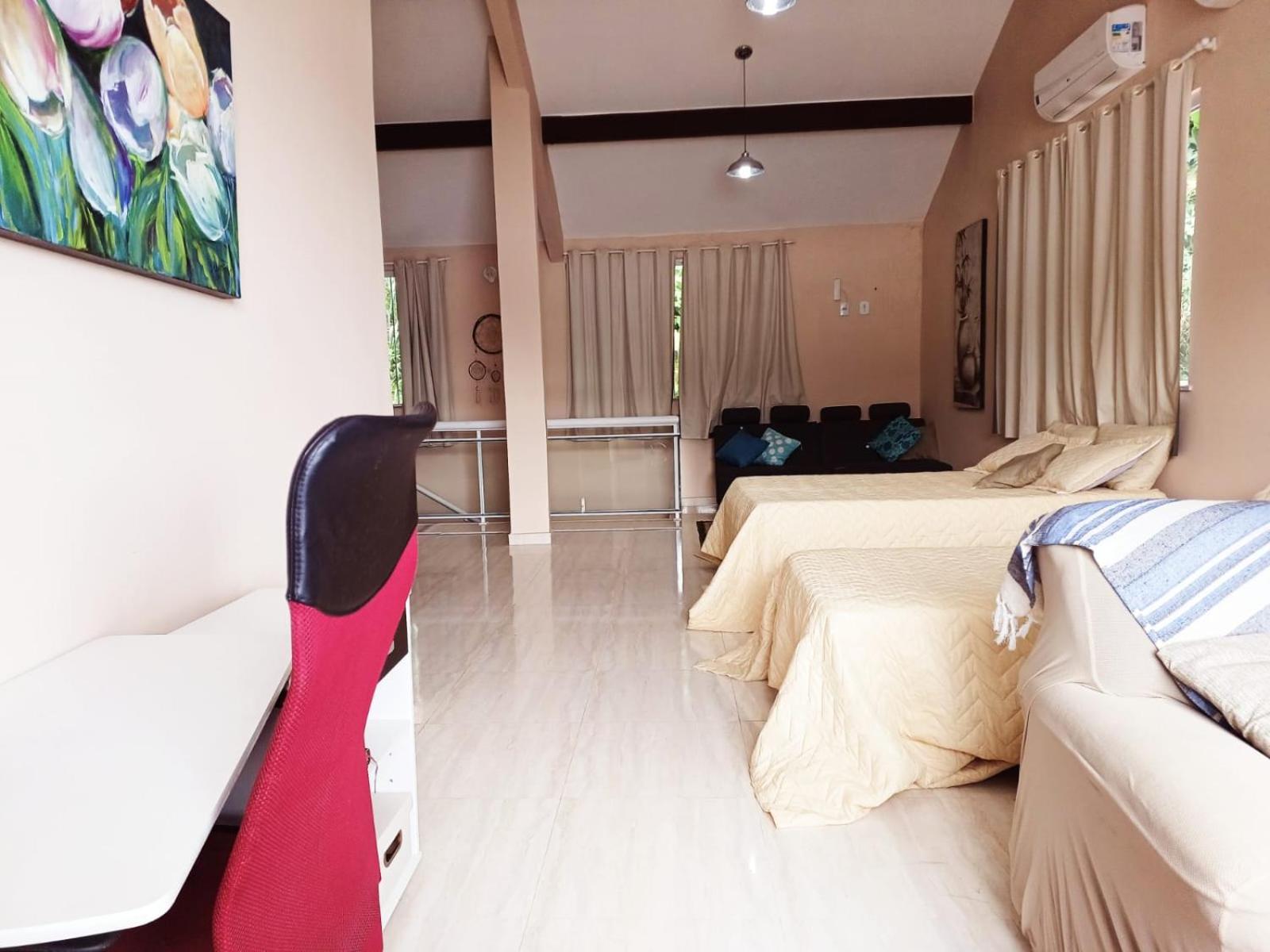 Casa na Ilha Jardim pé na areia