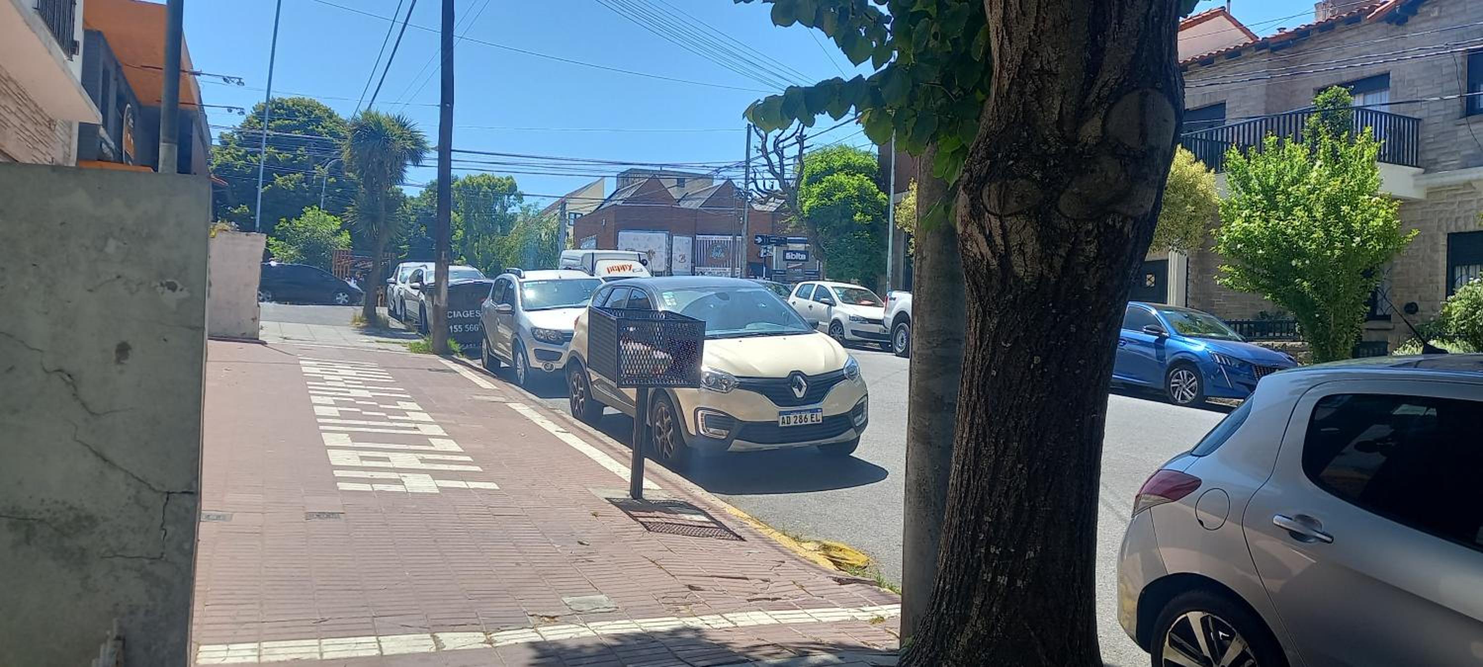 Playa Grande 2 ambientes en Peña y Alem, enero y febrero de sábado a sábado solo familias y parejas
