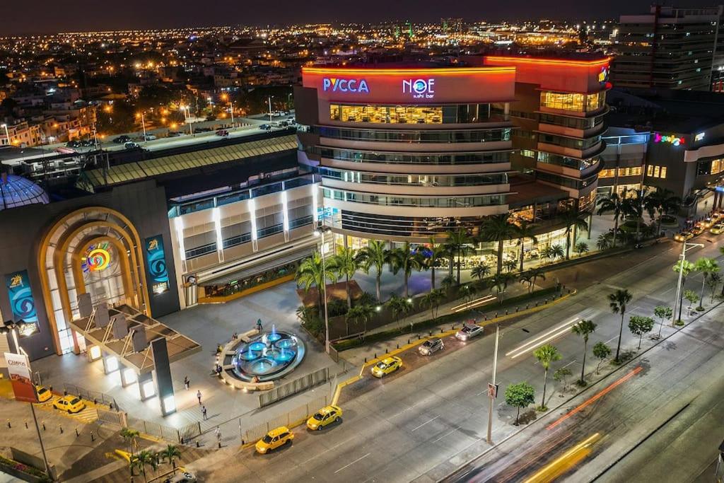 Ecusuites Penthouse Torre Sol Aeropuerto Mall Del Sol