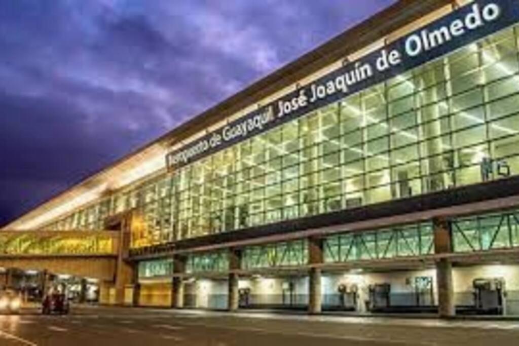 Ecusuites Penthouse Torre Sol Aeropuerto Mall Del Sol
