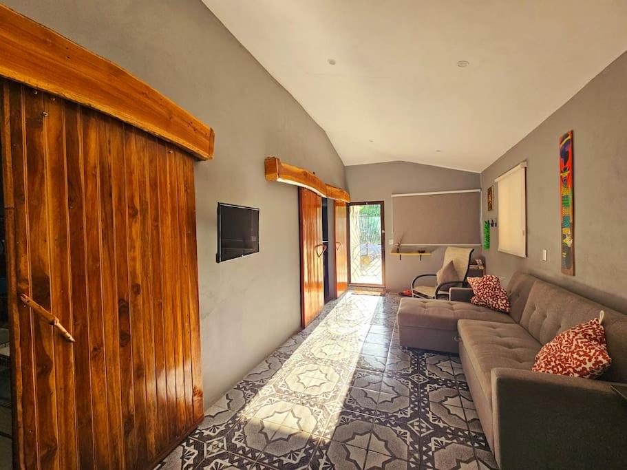 Casa Cariad Close to surfing lessons and more!