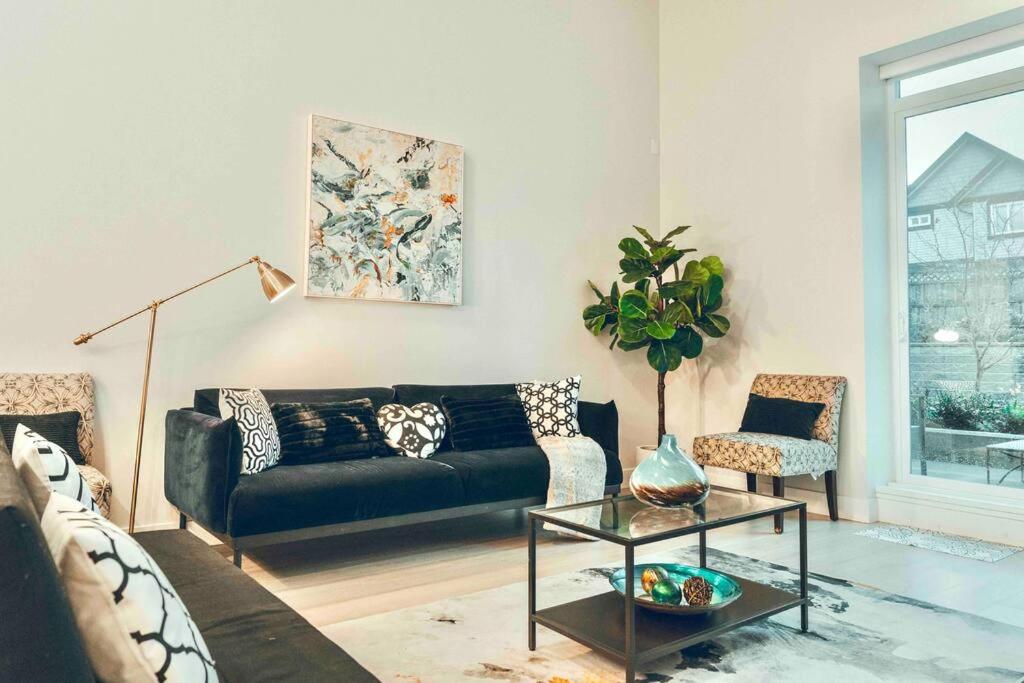 Family Friendly Ground Level Condo