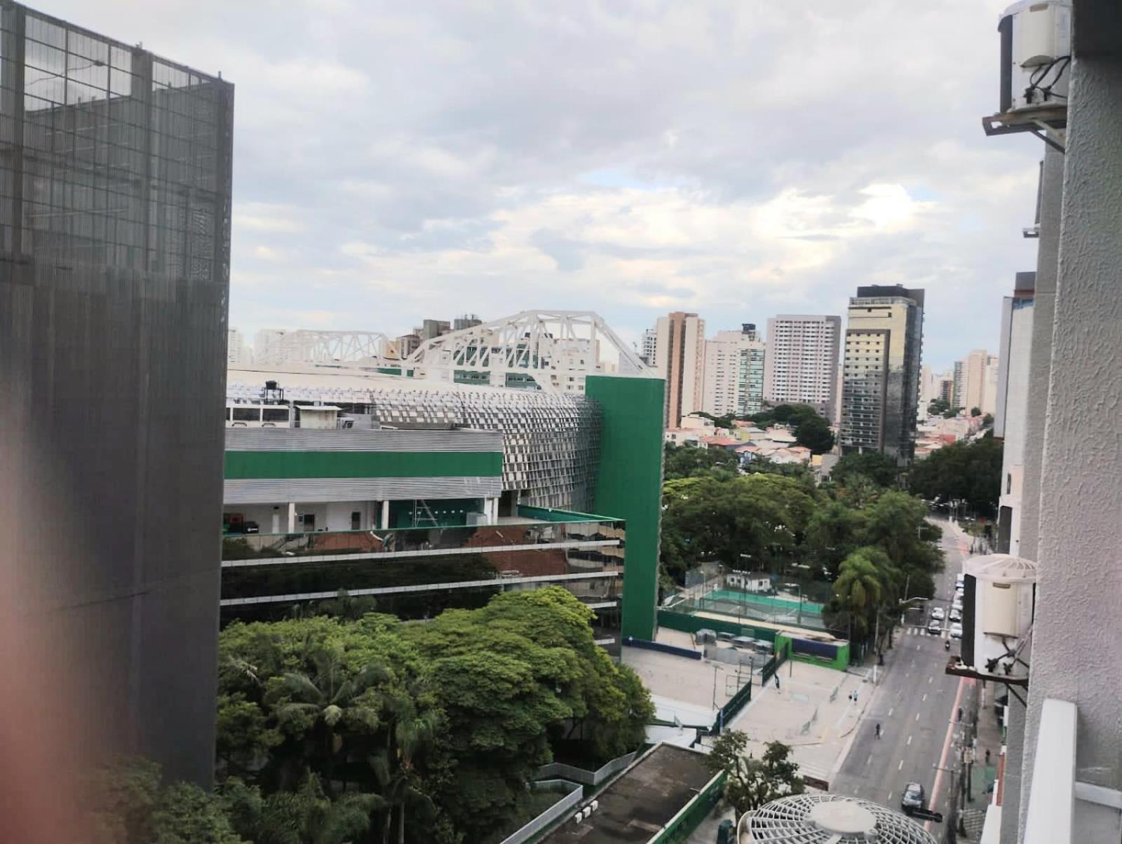 Apto com linda vista - Hotel em frente Allianz Parque com estacionamento