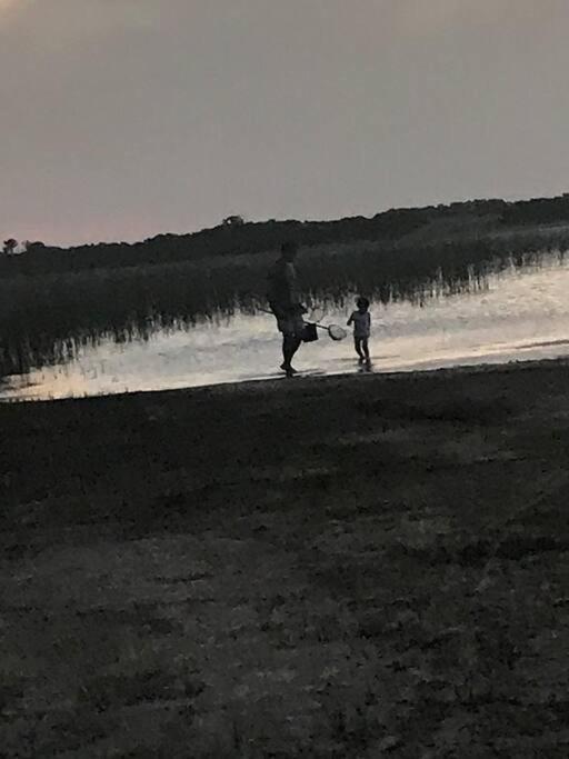 Casa na lagoa do Palmital com acesso à lagoa na propriedade e localizada apenas a 13 km da praia de Atlântida Sul e do Centro de Osório Lugar com Natureza-