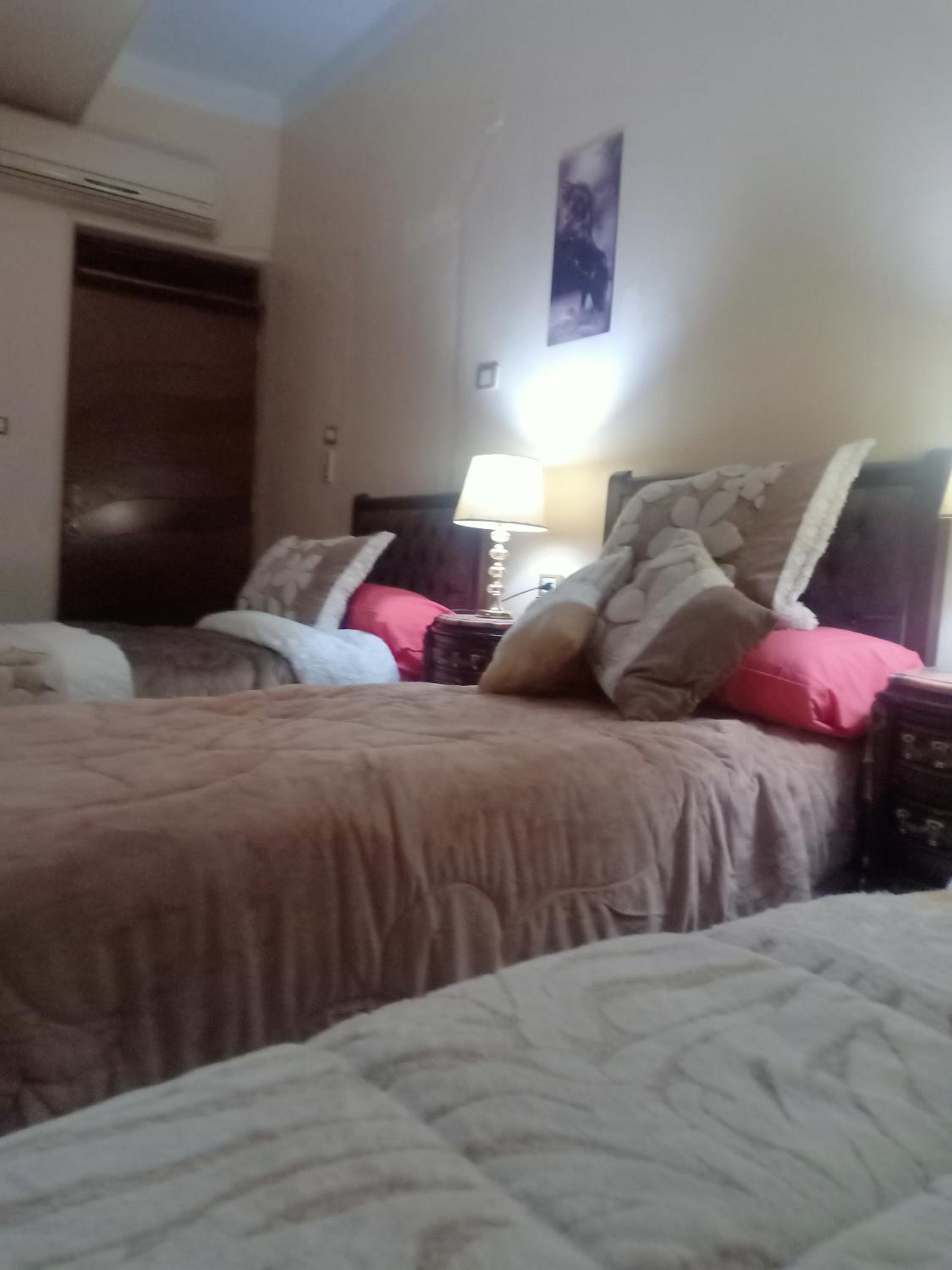 pyramids inn
