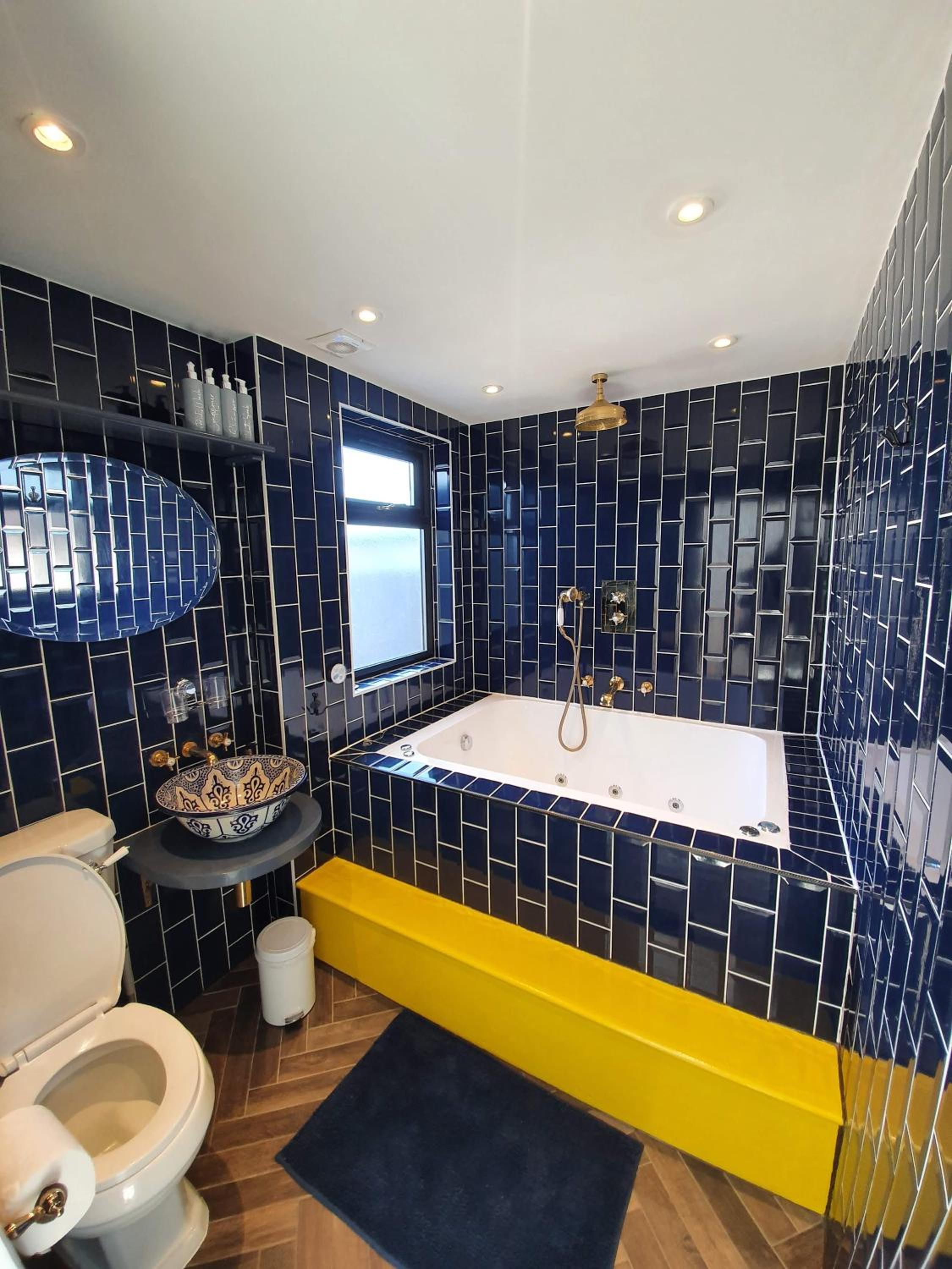 Jacuzzi Suite