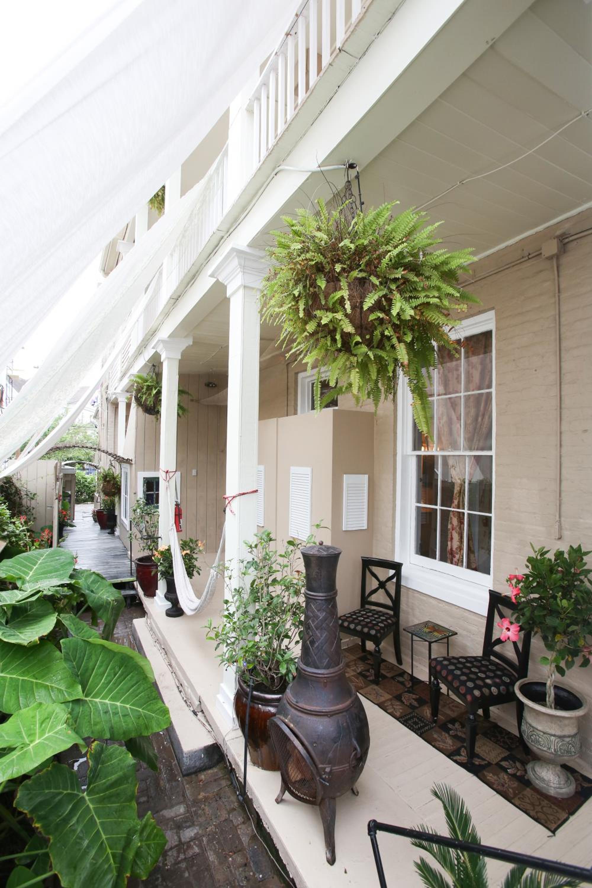 Fleur De Lis Mansion