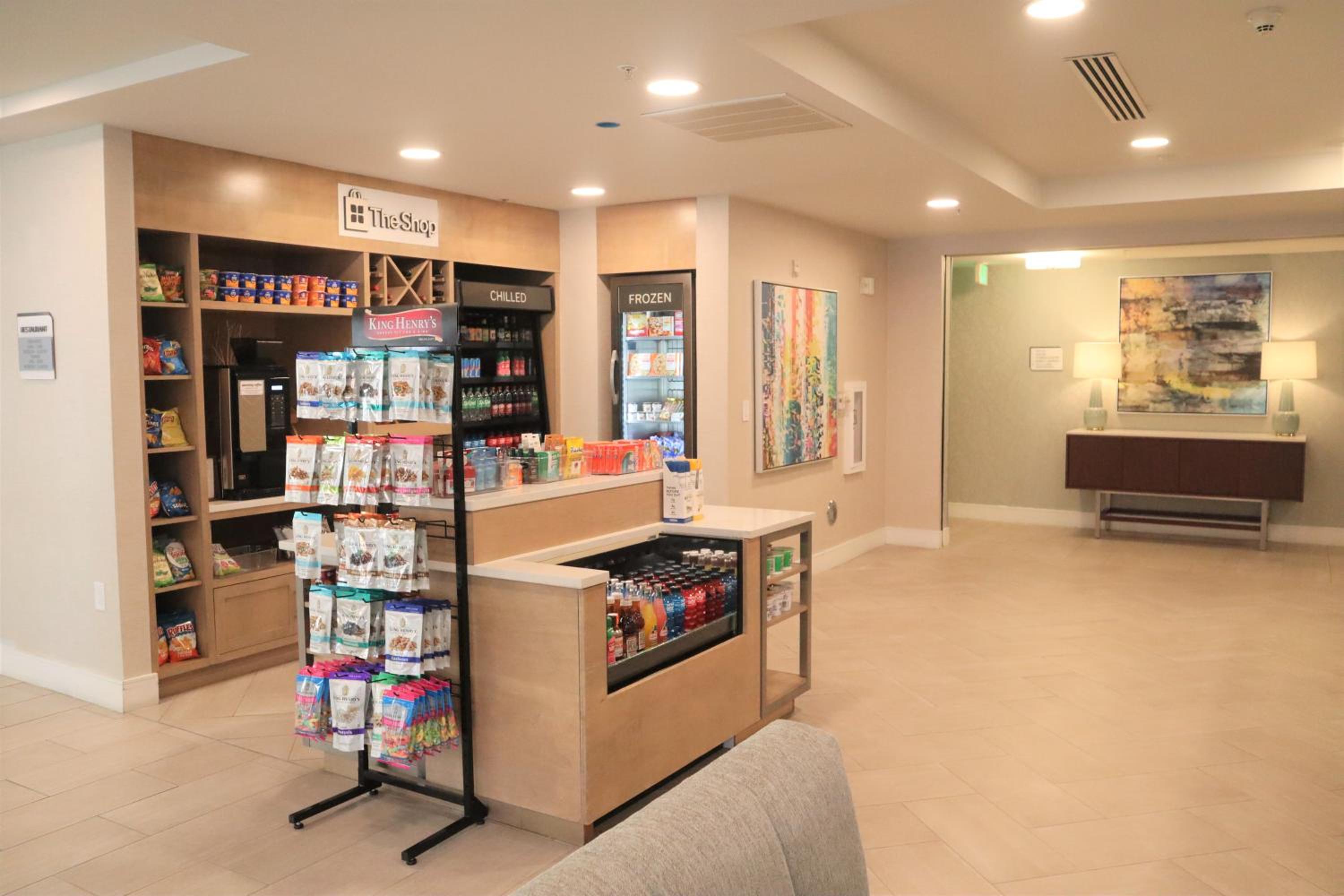 Hilton Garden Inn Calabasas - Property Image 9