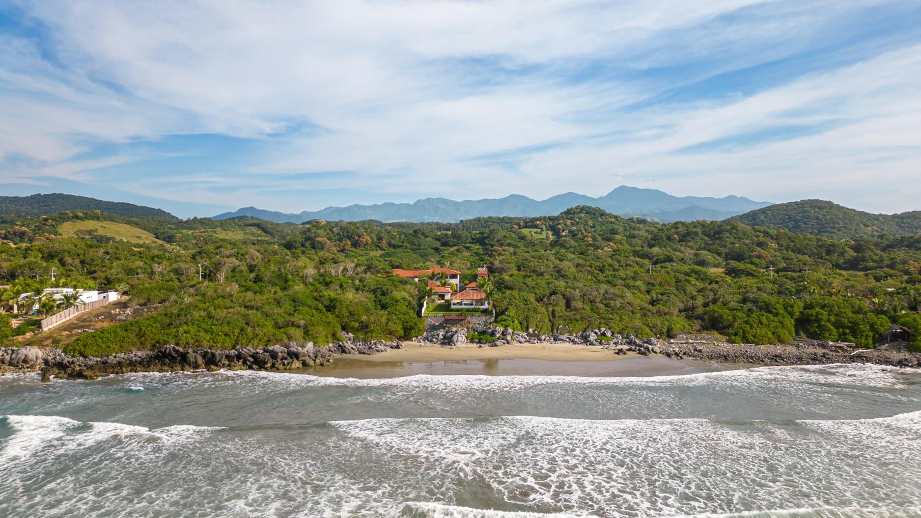 Refugio de piedra - Troncones view 5