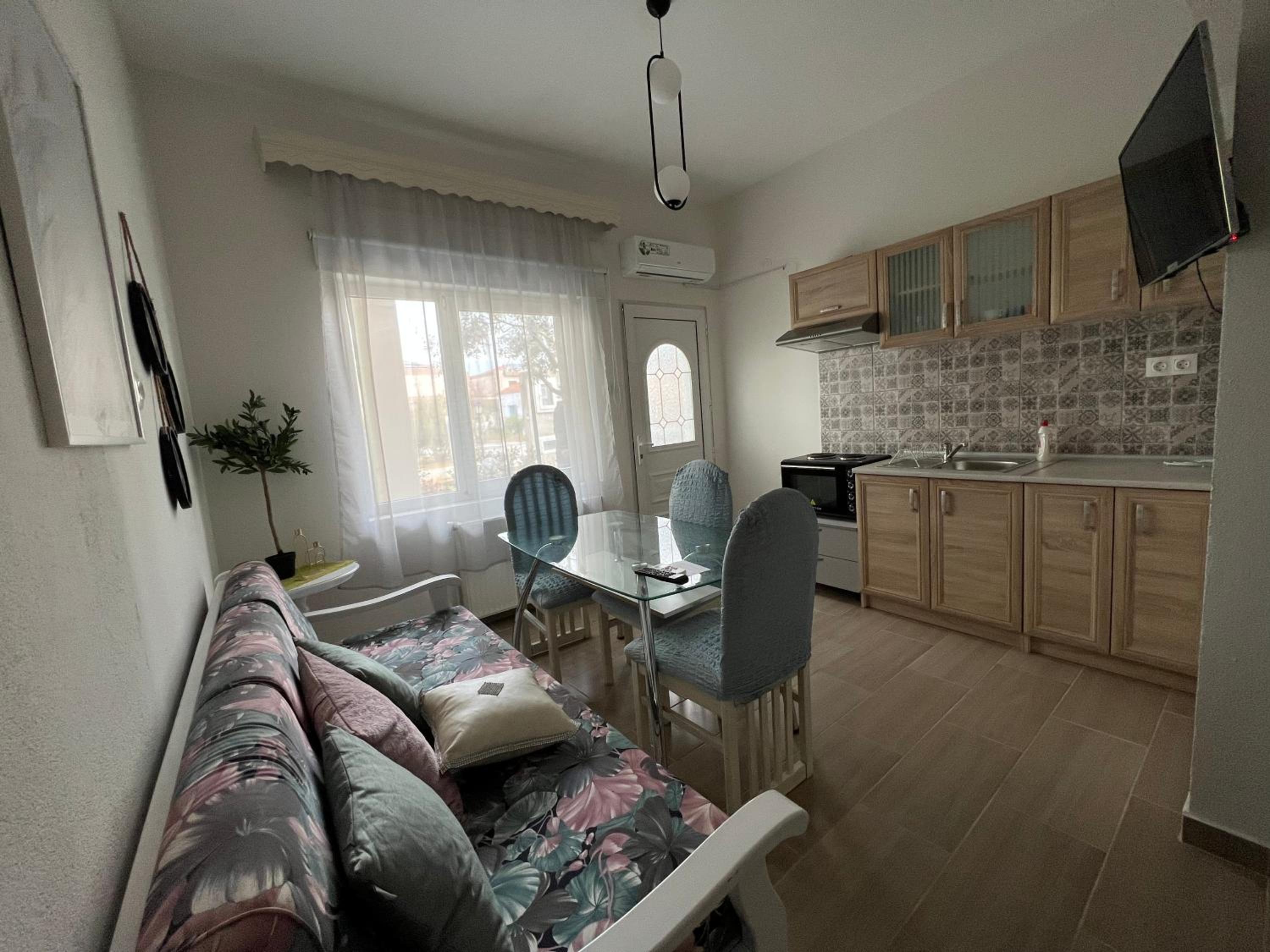 Olive Studio & Apartments view 5