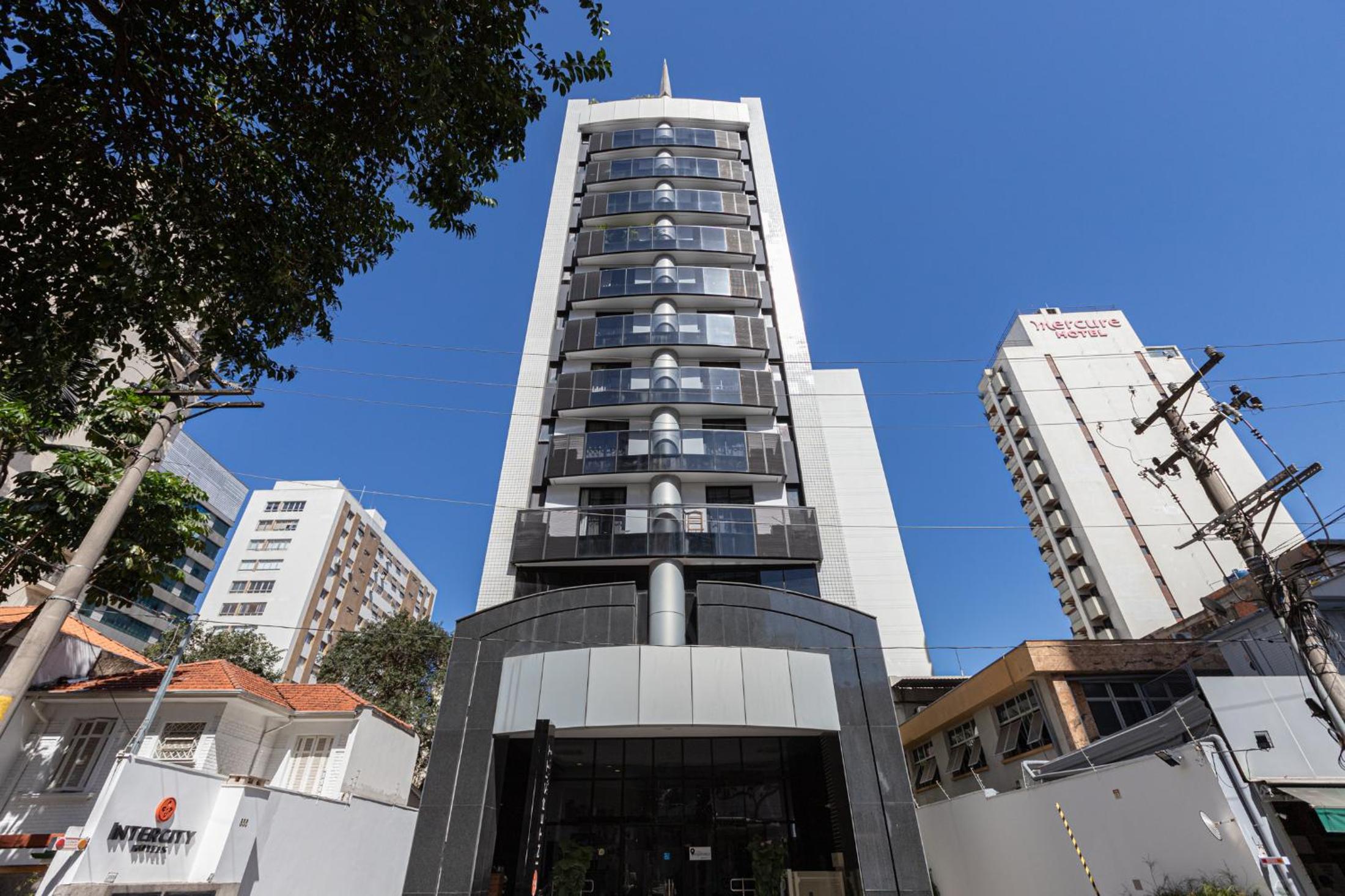 Easy Star - Intercity - Flat no Jardins com vaga de garagem