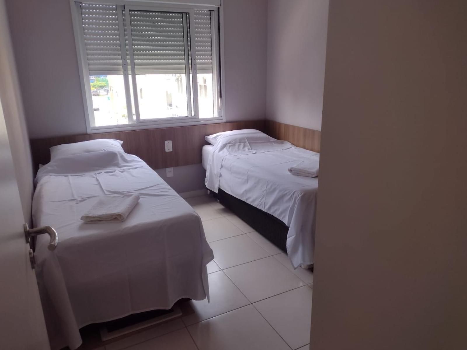 Ingleses Norte, perto mar, 2 quartos, 2 banheiros