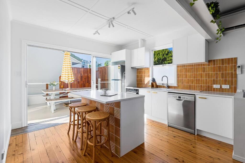 Palm Beach Villa Gold Coast