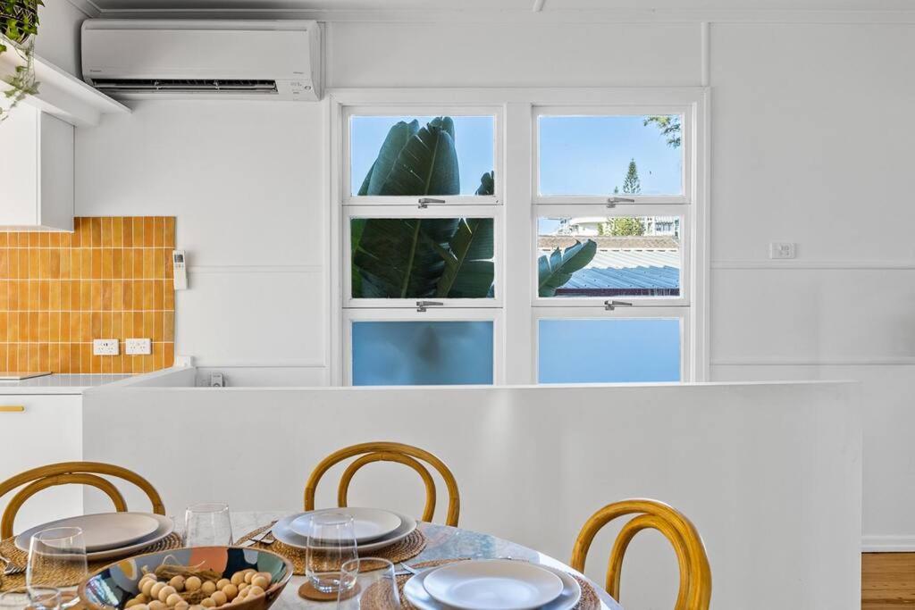 Palm Beach Villa Gold Coast