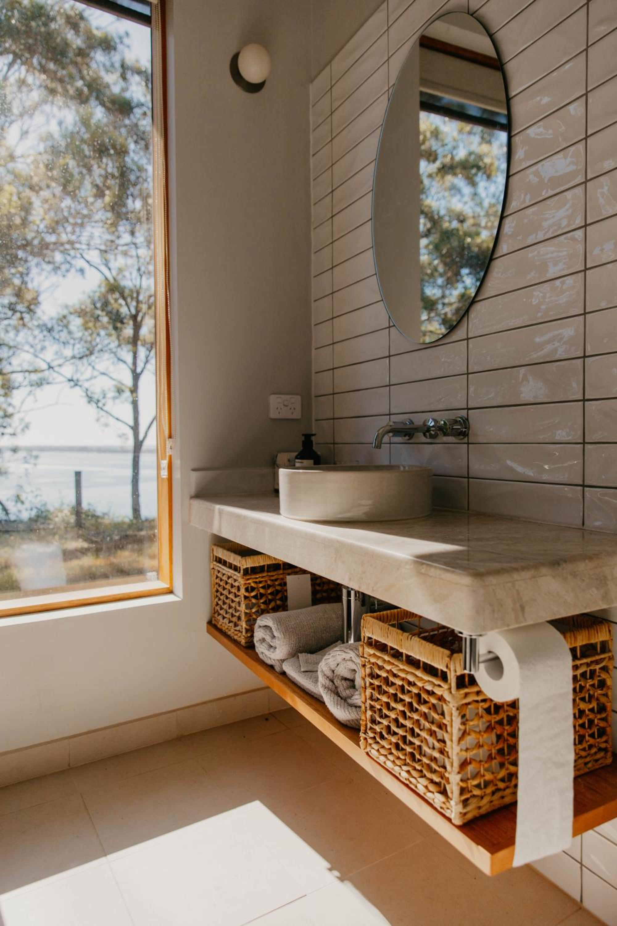 Teulu House - Luxury Retreat in Nungurner