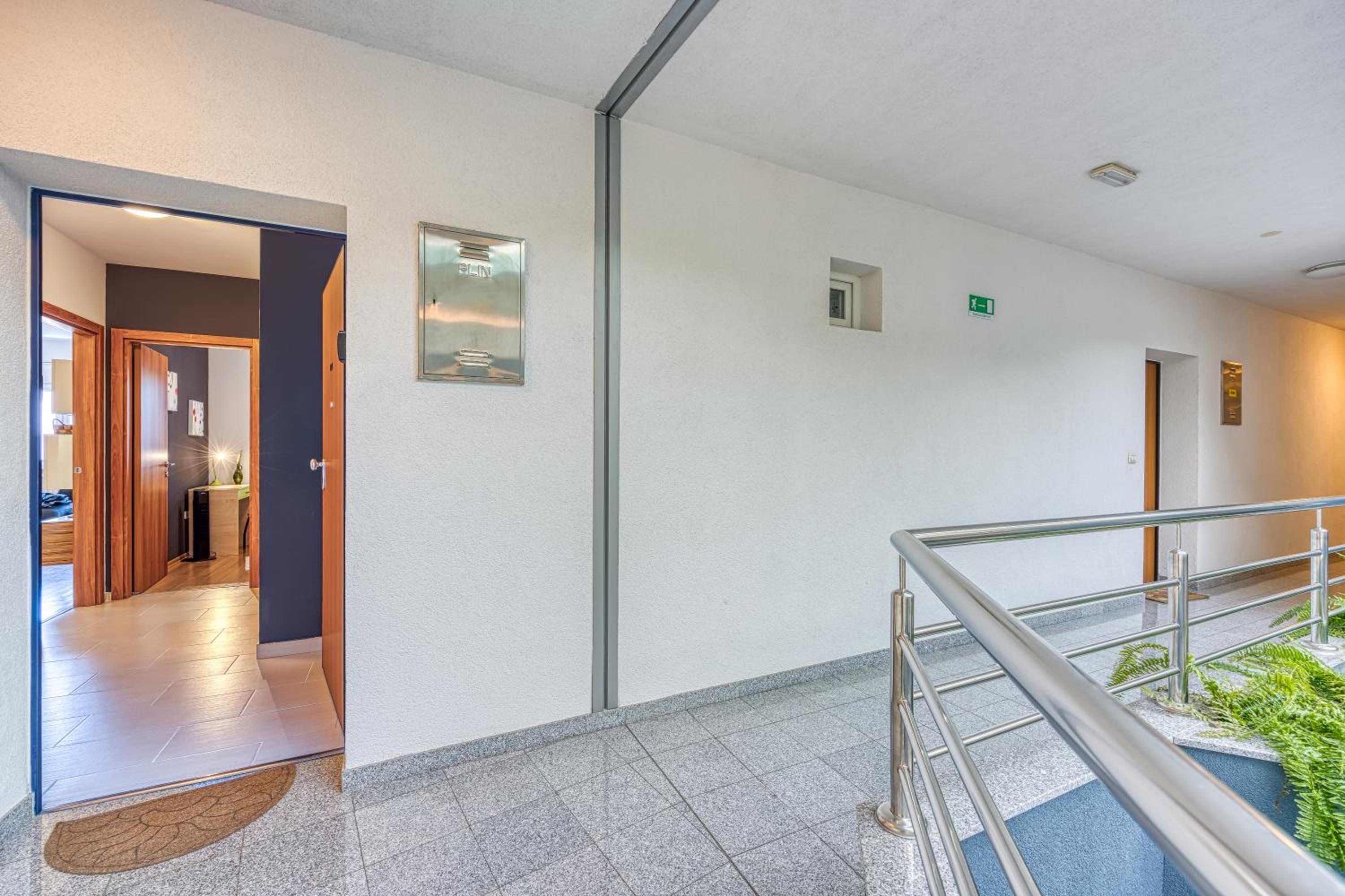 Apartment Dea - Three Bedroom Apartment