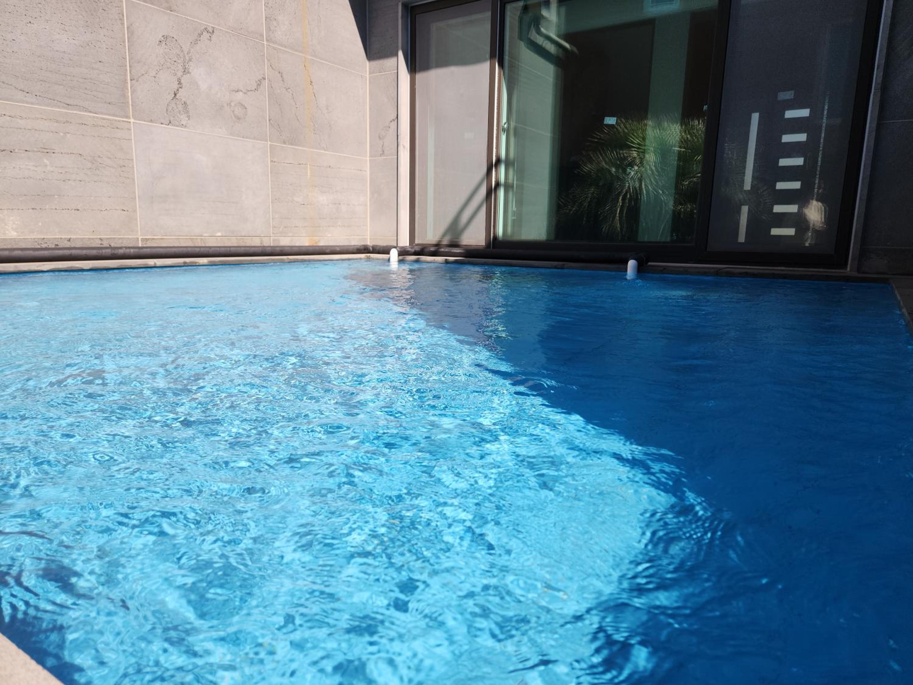 Pool Story 6, photo 13
