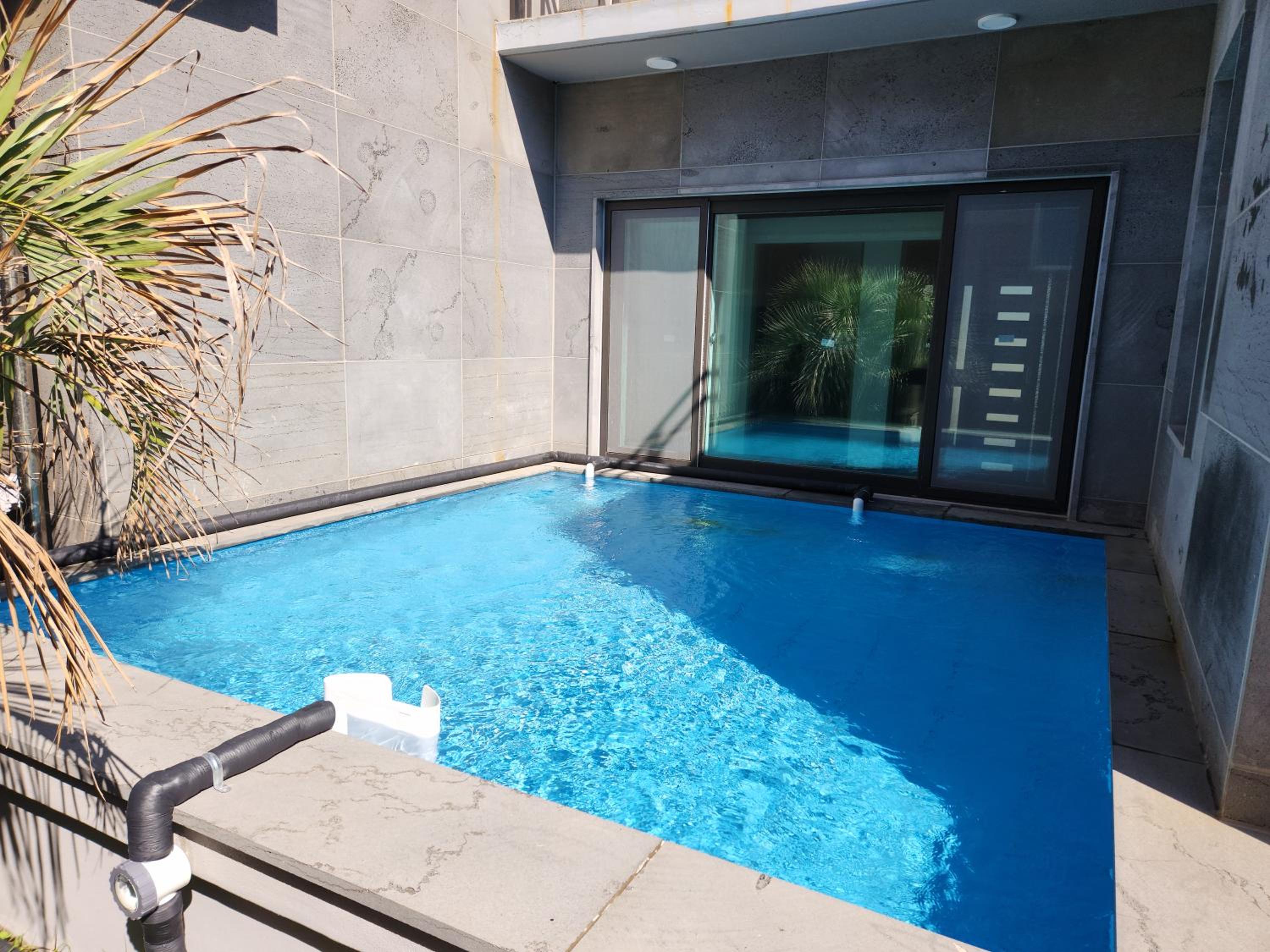 Pool Story 6, photo 9