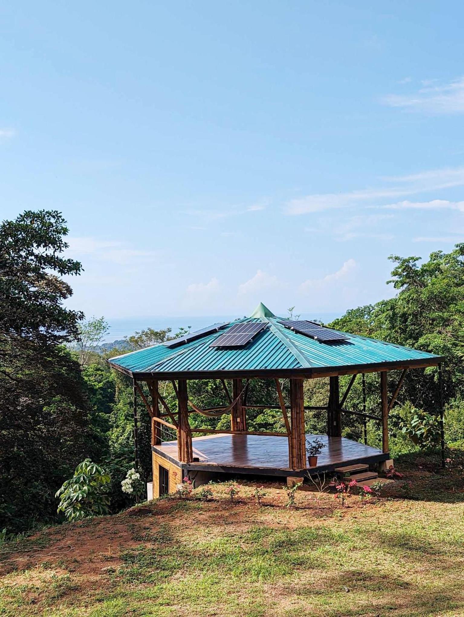 Yogachal Vista Mar Bamboo House in the Jungle