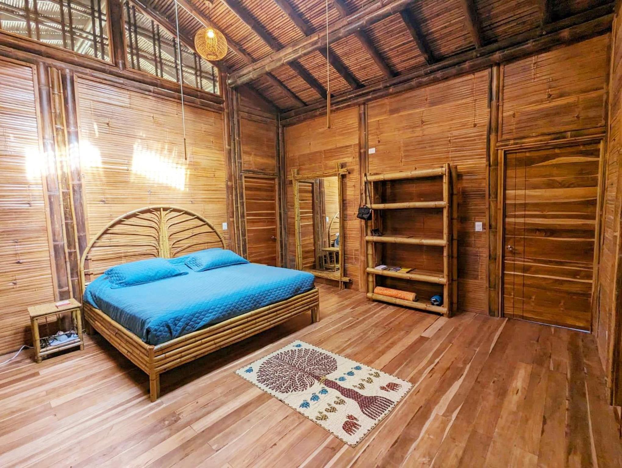 Yogachal Vista Mar Bamboo House in the Jungle