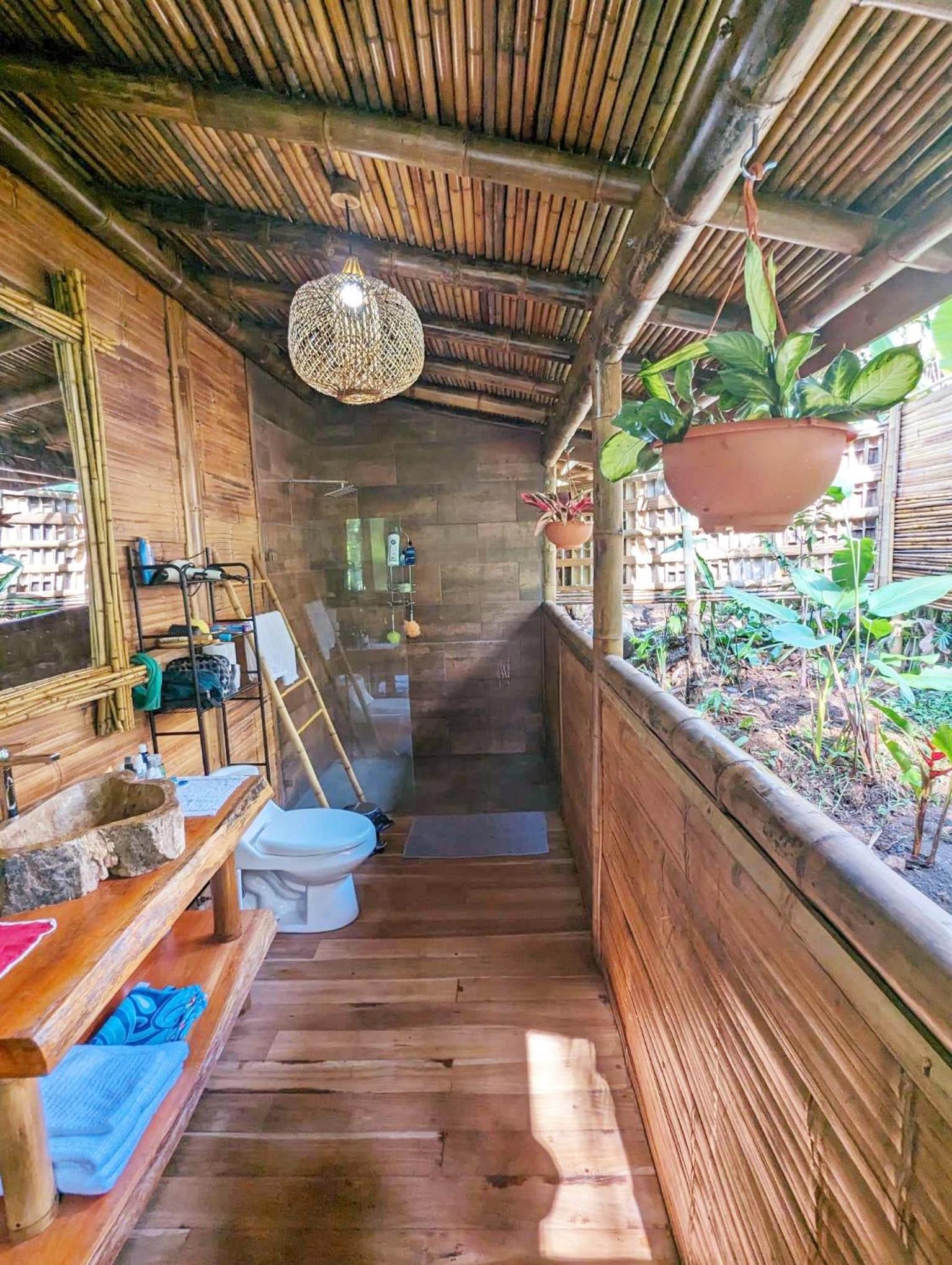 Yogachal Vista Mar Bamboo House in the Jungle