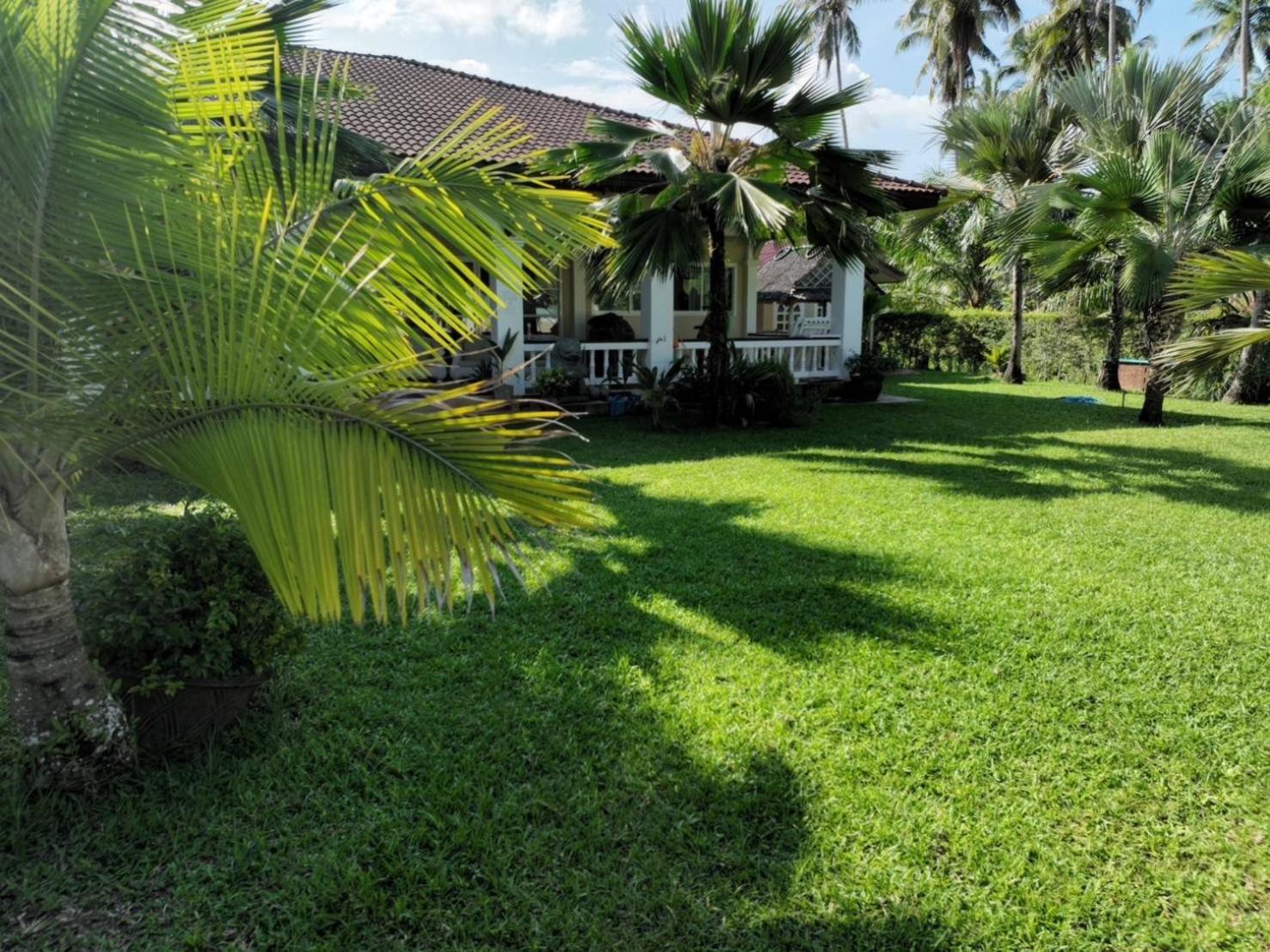 Palm Gardens Resort, Bang Saphan