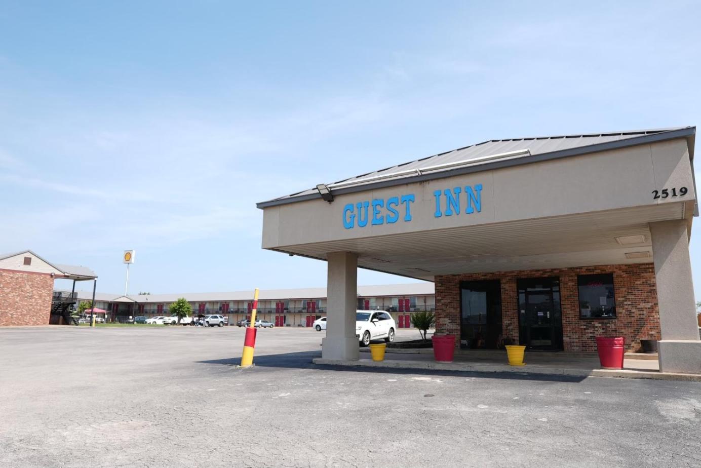 Ardmore Vacations - guest inn - Property Image 1