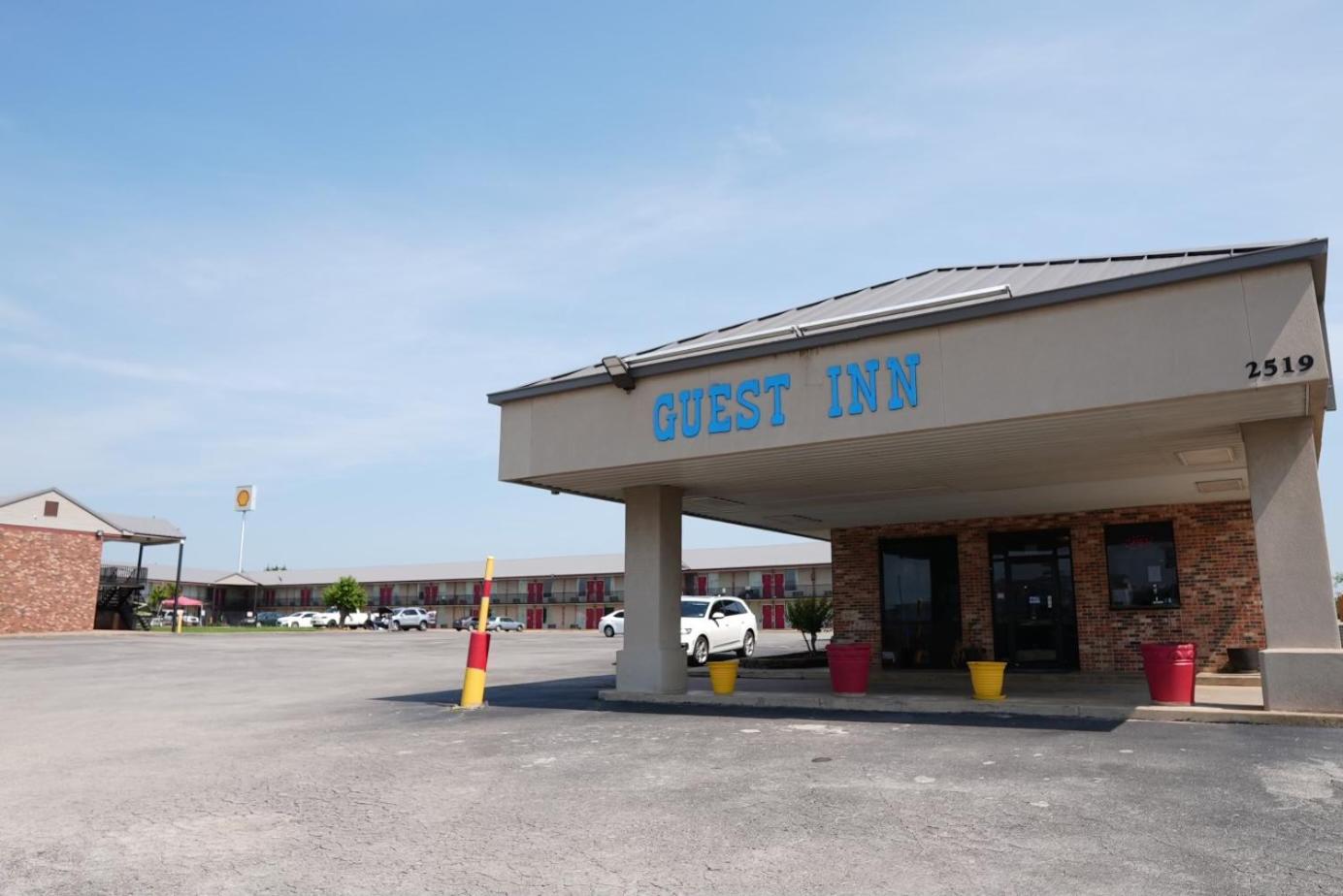 Ardmore Vacations - guest inn - Property Image 2