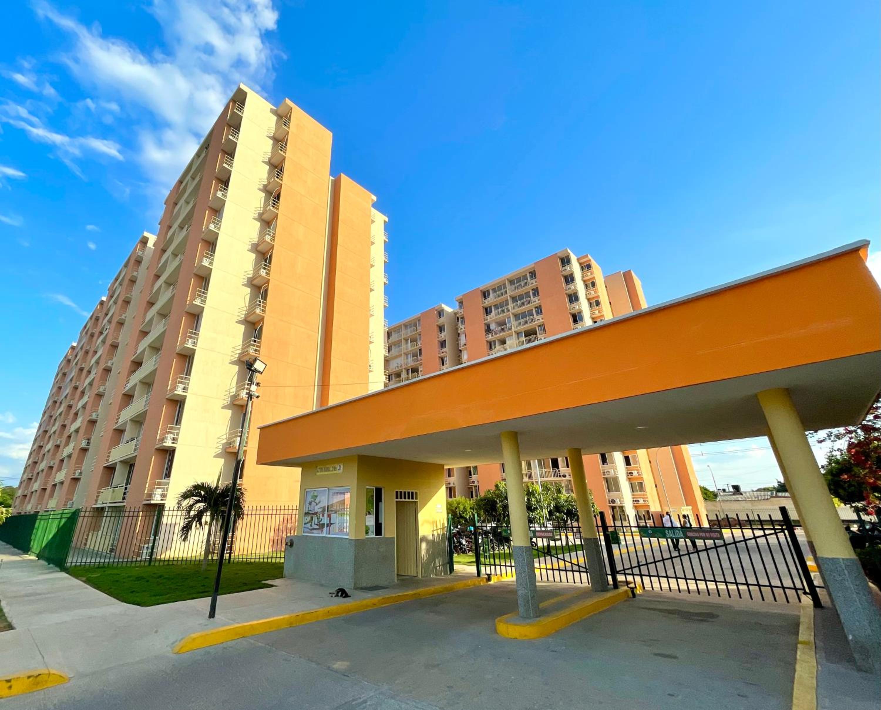 Apartamento con vista a las montañas, cerca Centro Comercial Mayales
