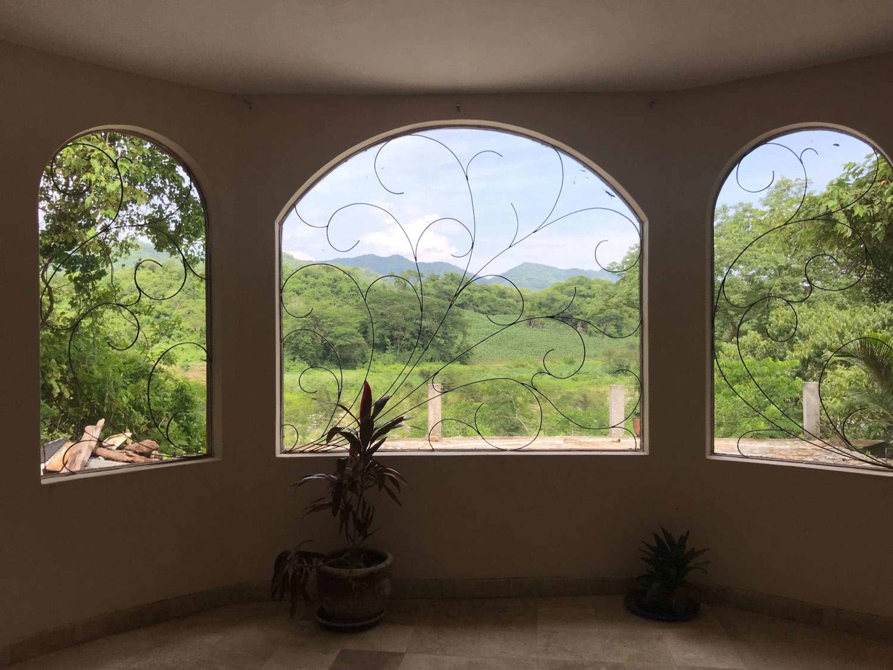 Nixandu mountain retreat lodge