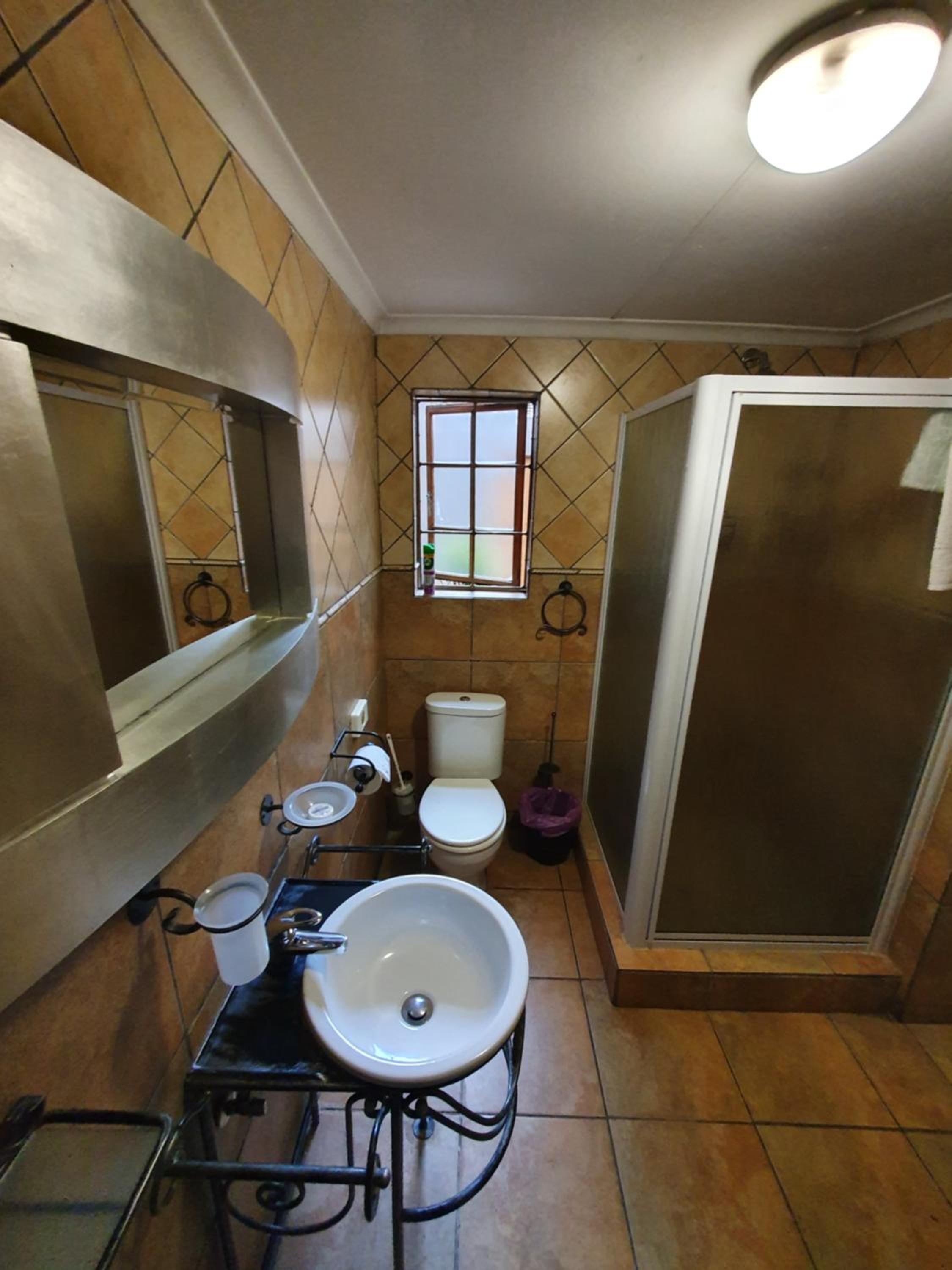 7th Street Guesthouse
