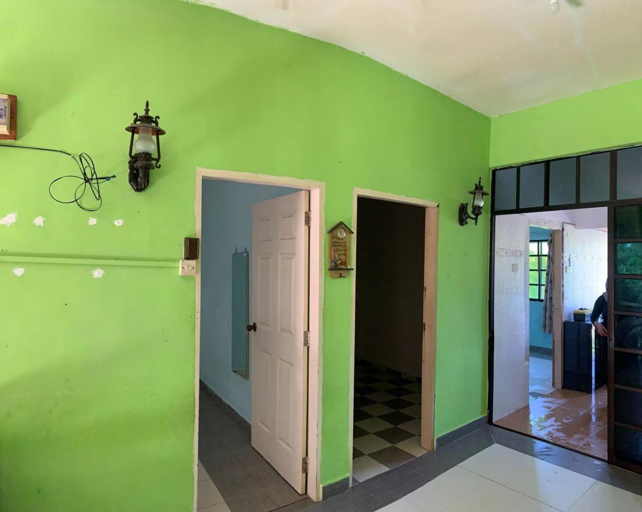 Flat Homestay Putatan