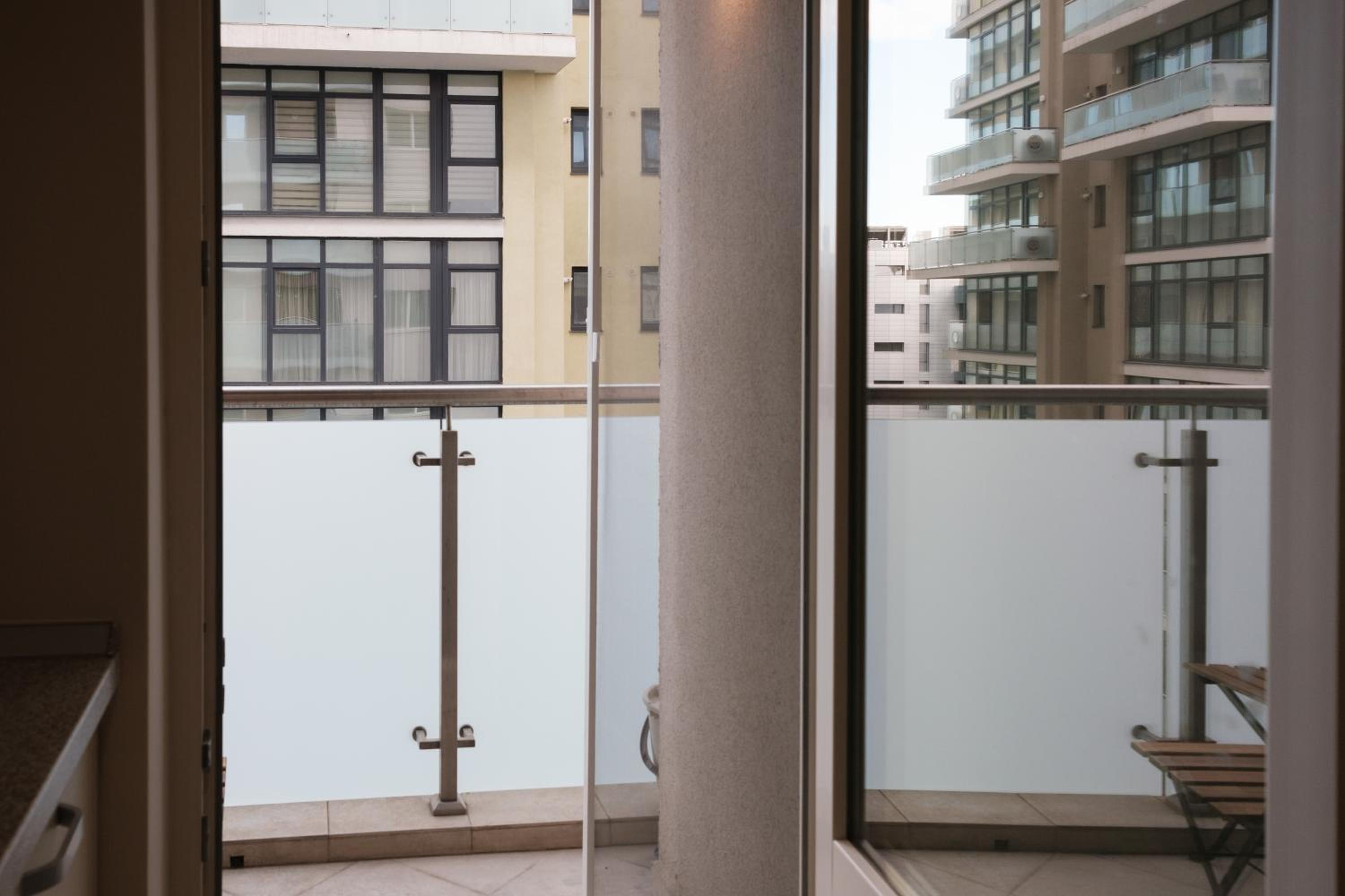 Konstanzer 44 - Urban Studio - Iulius Mall - AC view 3