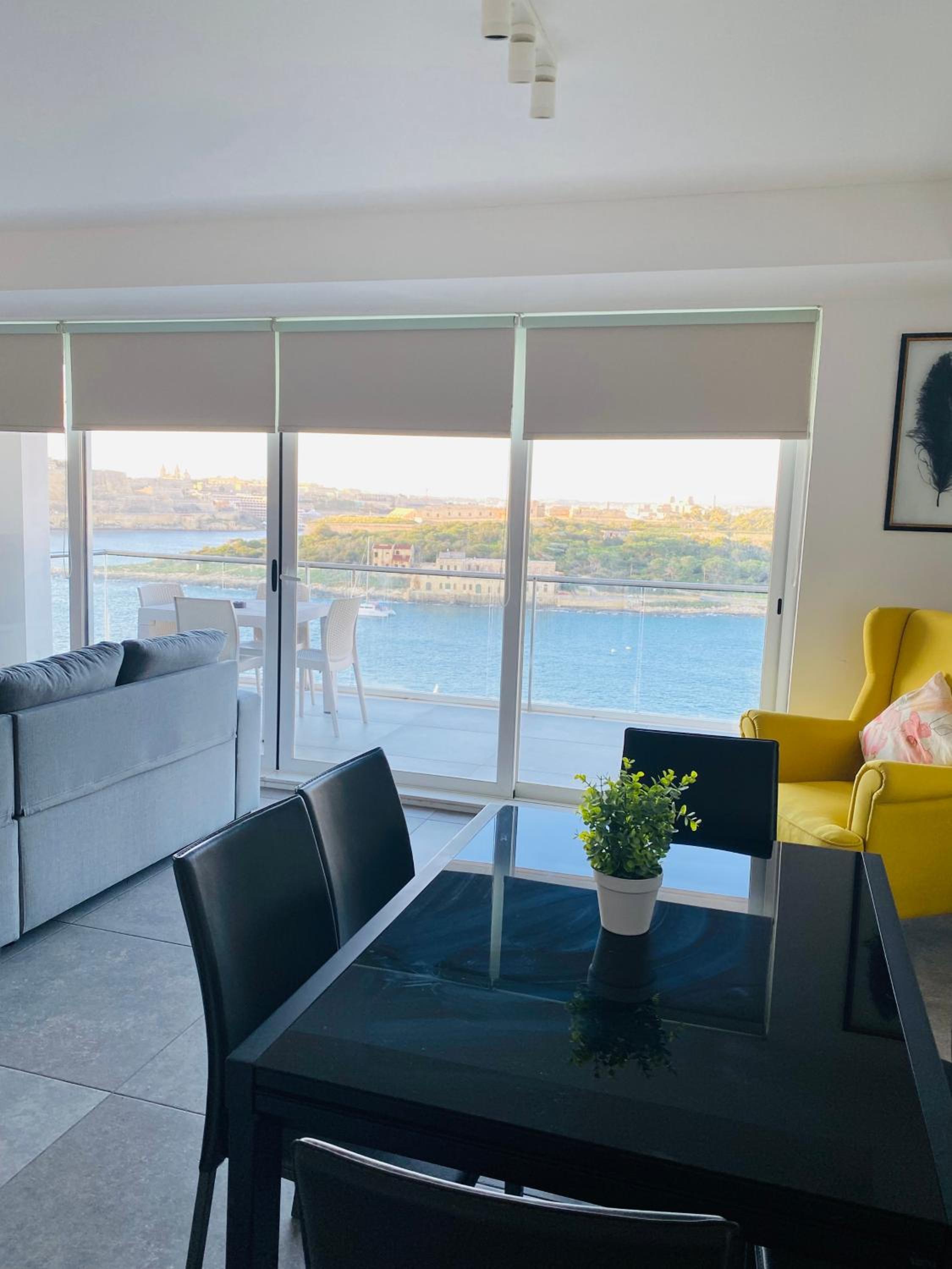 Sliema Seaview Apartment Apt 9 view 2
