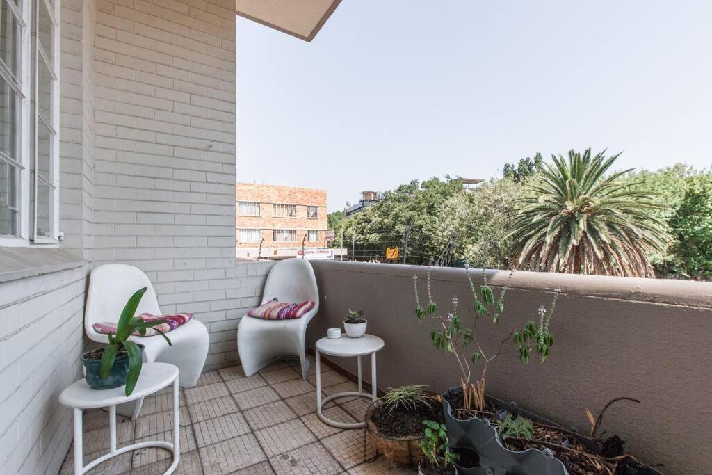 CasaNyumbani - cozy space in the heart of Jozi
