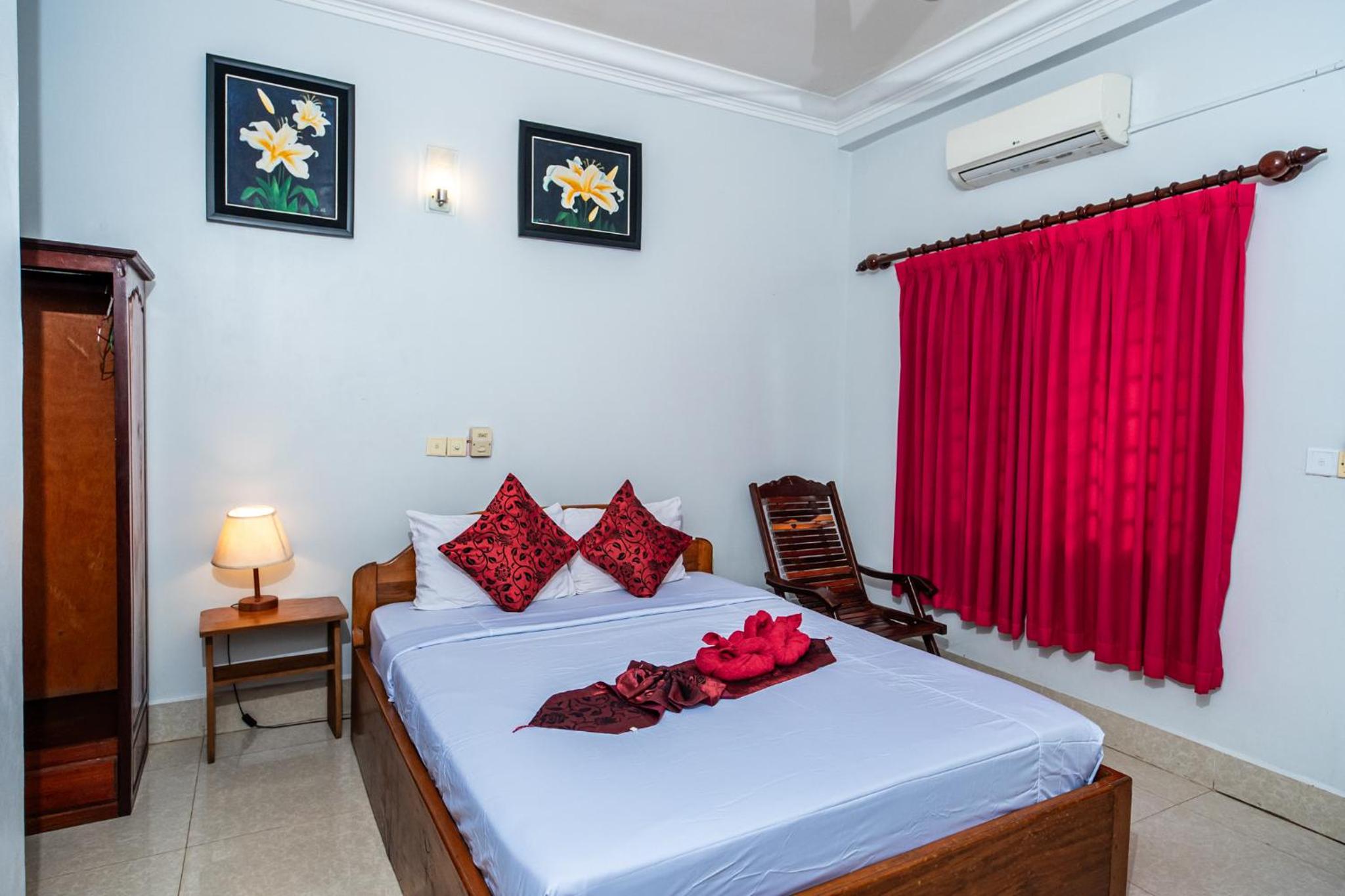 Golden Papaya Guesthouse view 4