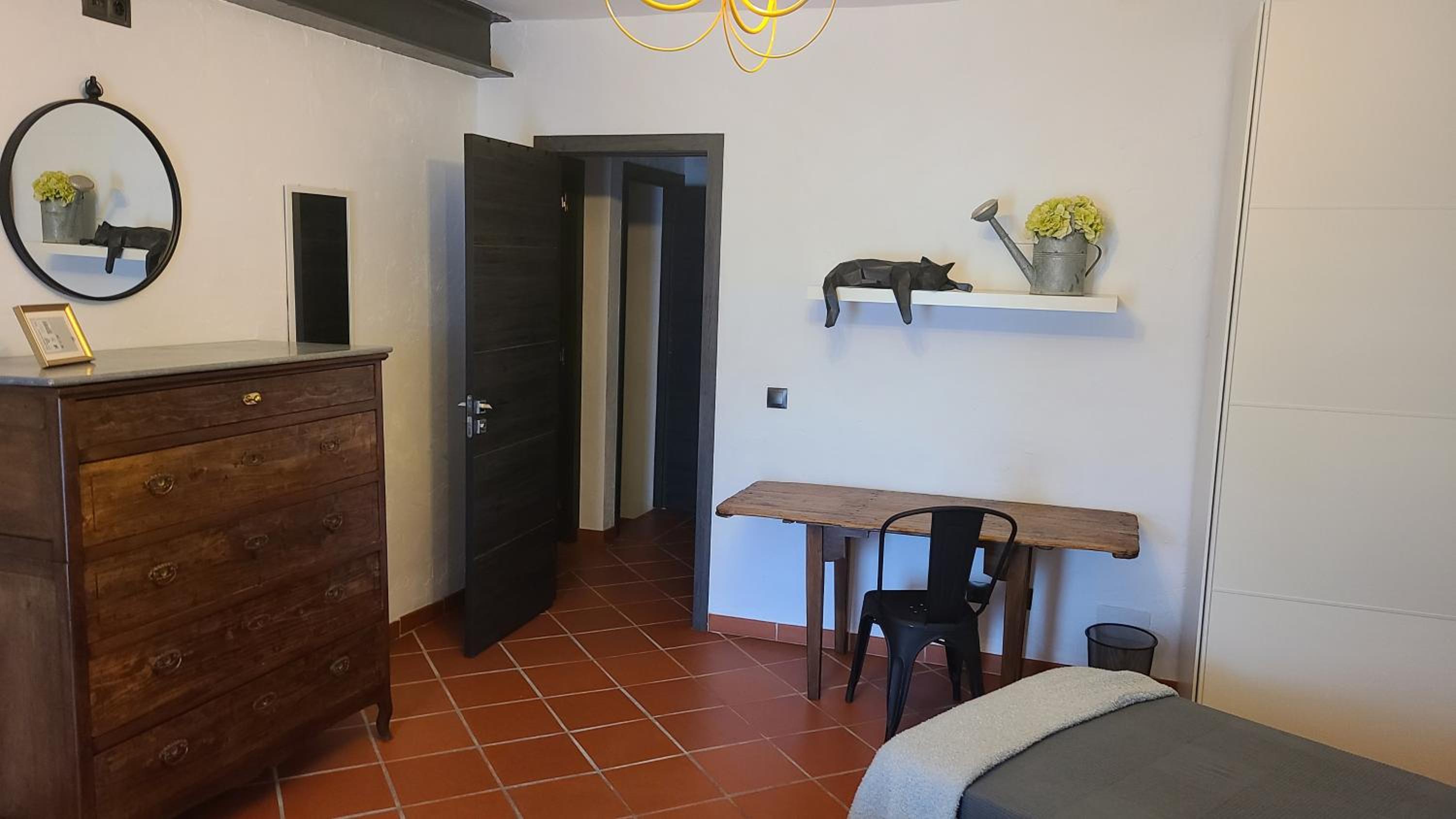 CASA CUEVA A-TIPICA