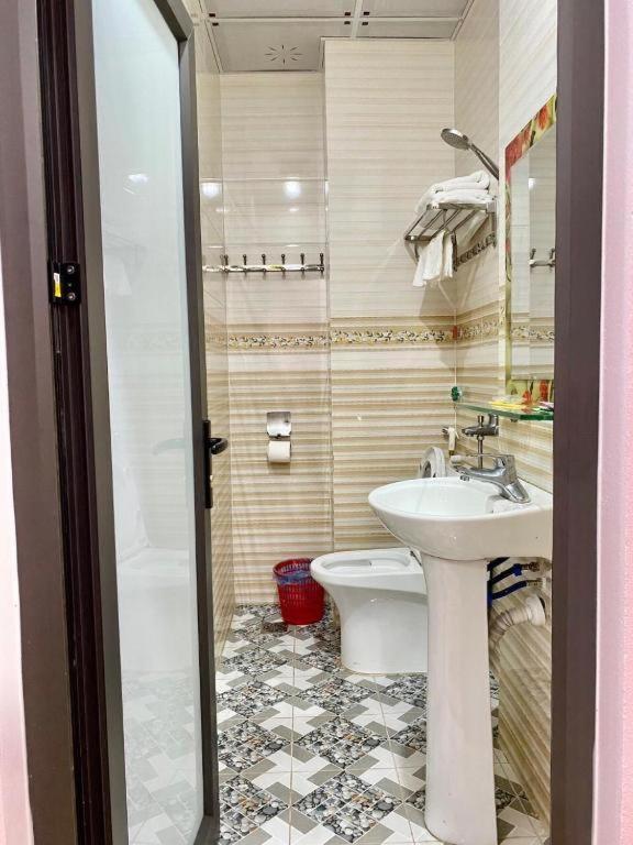 Minh Thủy Hotel - 32 Nguyễn Chí Thanh, DB - by BAY LUXURY