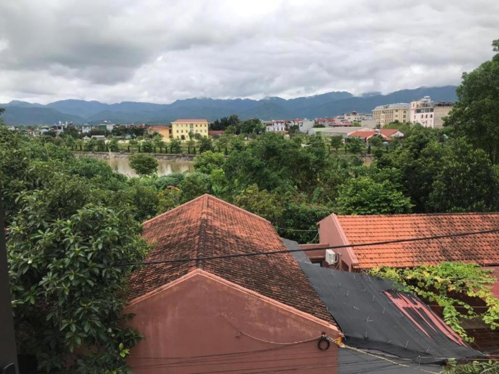 Minh Thủy Hotel - 32 Nguyễn Chí Thanh, DB - by BAY LUXURY