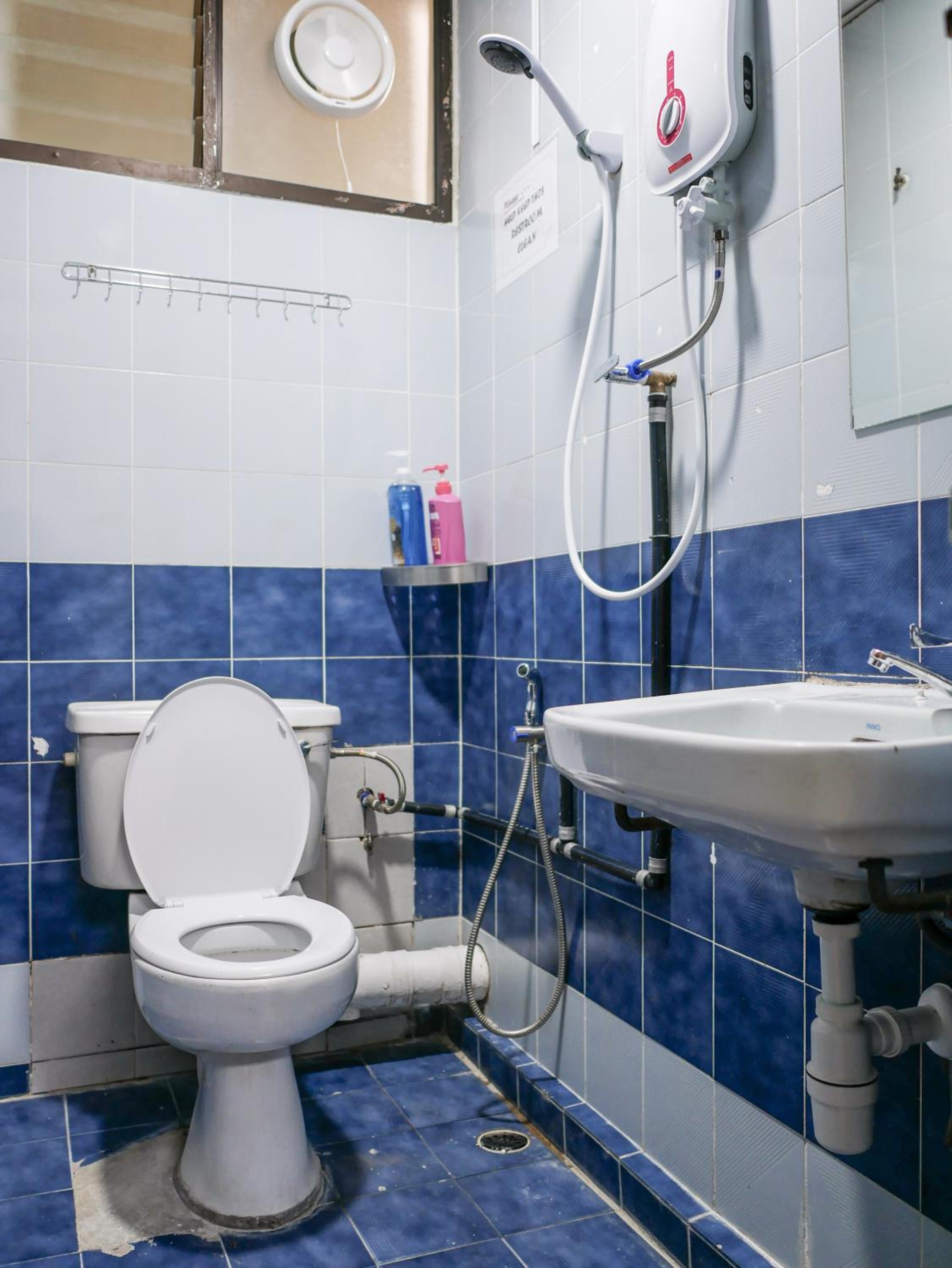 Cheerful Guesthouse #Adventist#BudgetStay