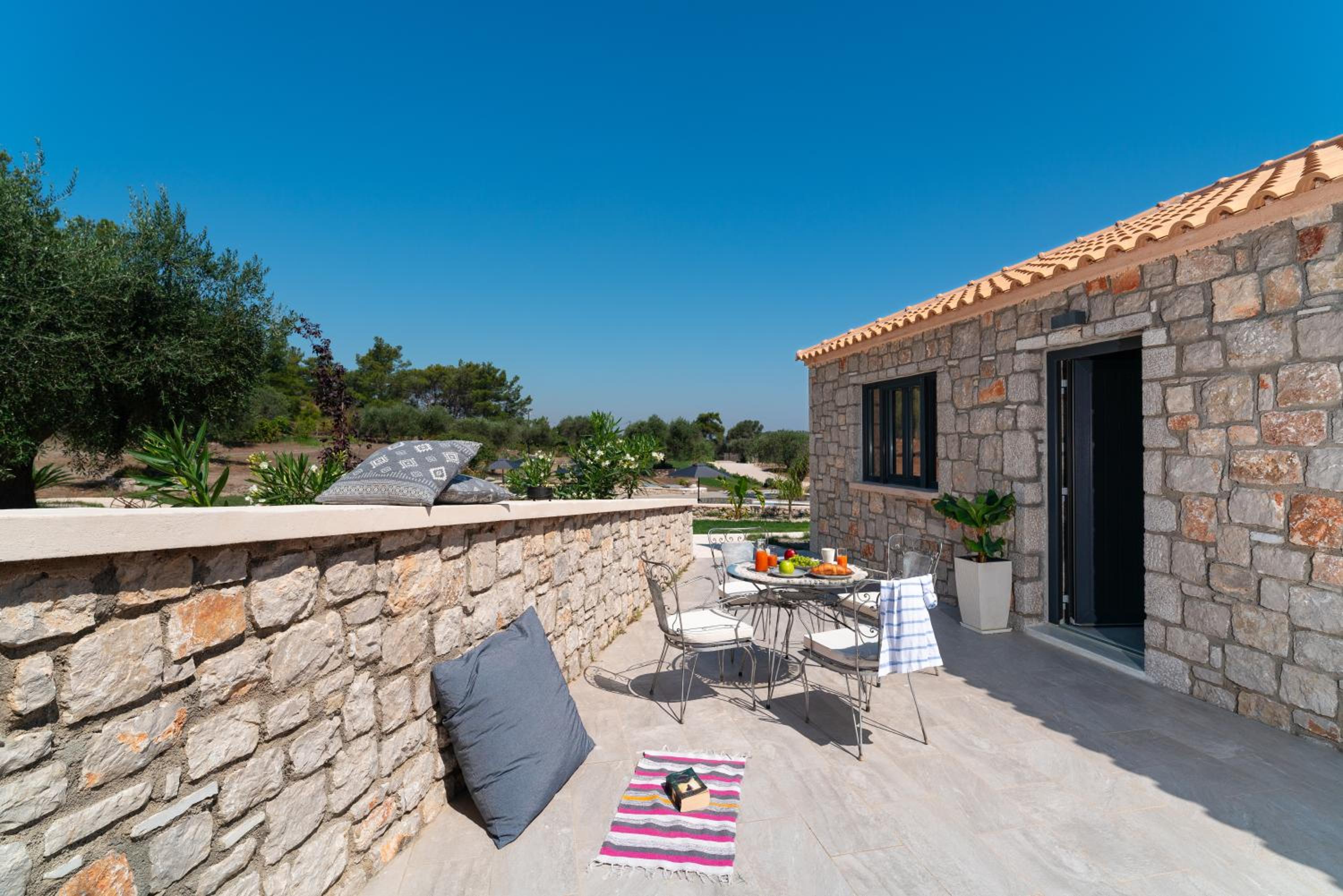 AGROTOPIA Guesthouses