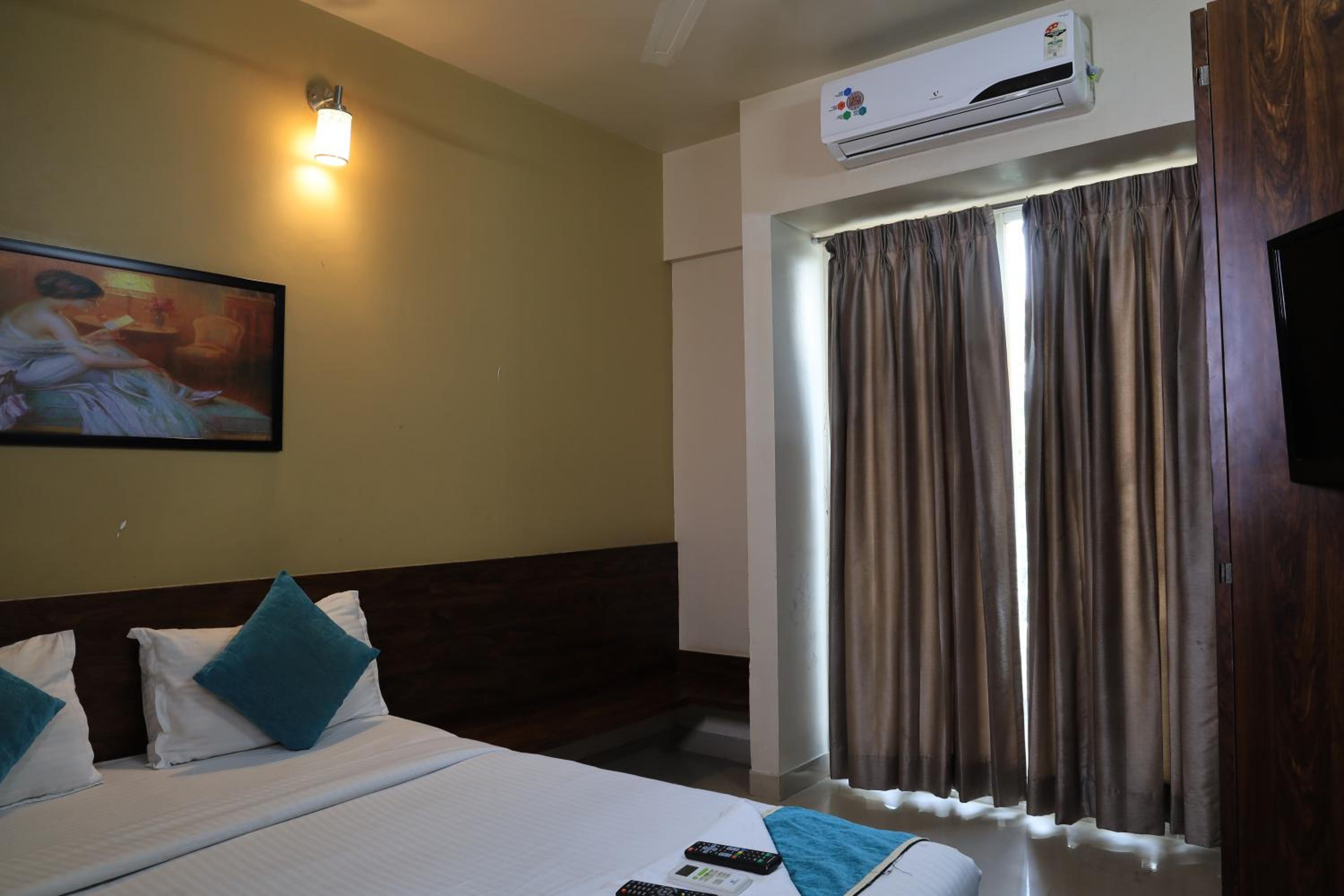 StayBird - Icon Bliss, An Apartment Hotel, Kharadi view 4