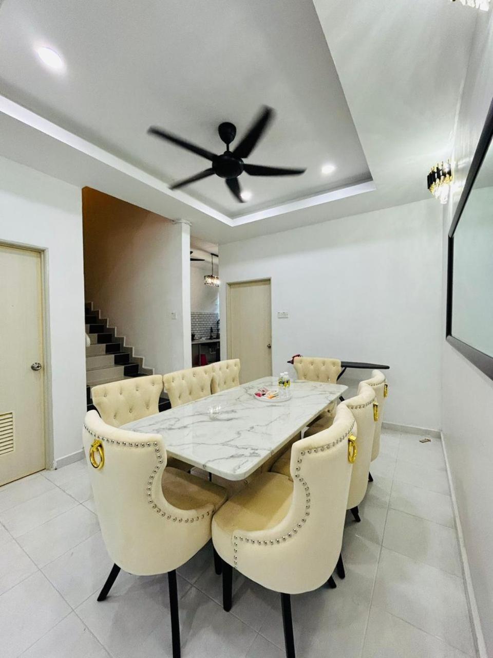 NOOR Homestay Paddy View view 2